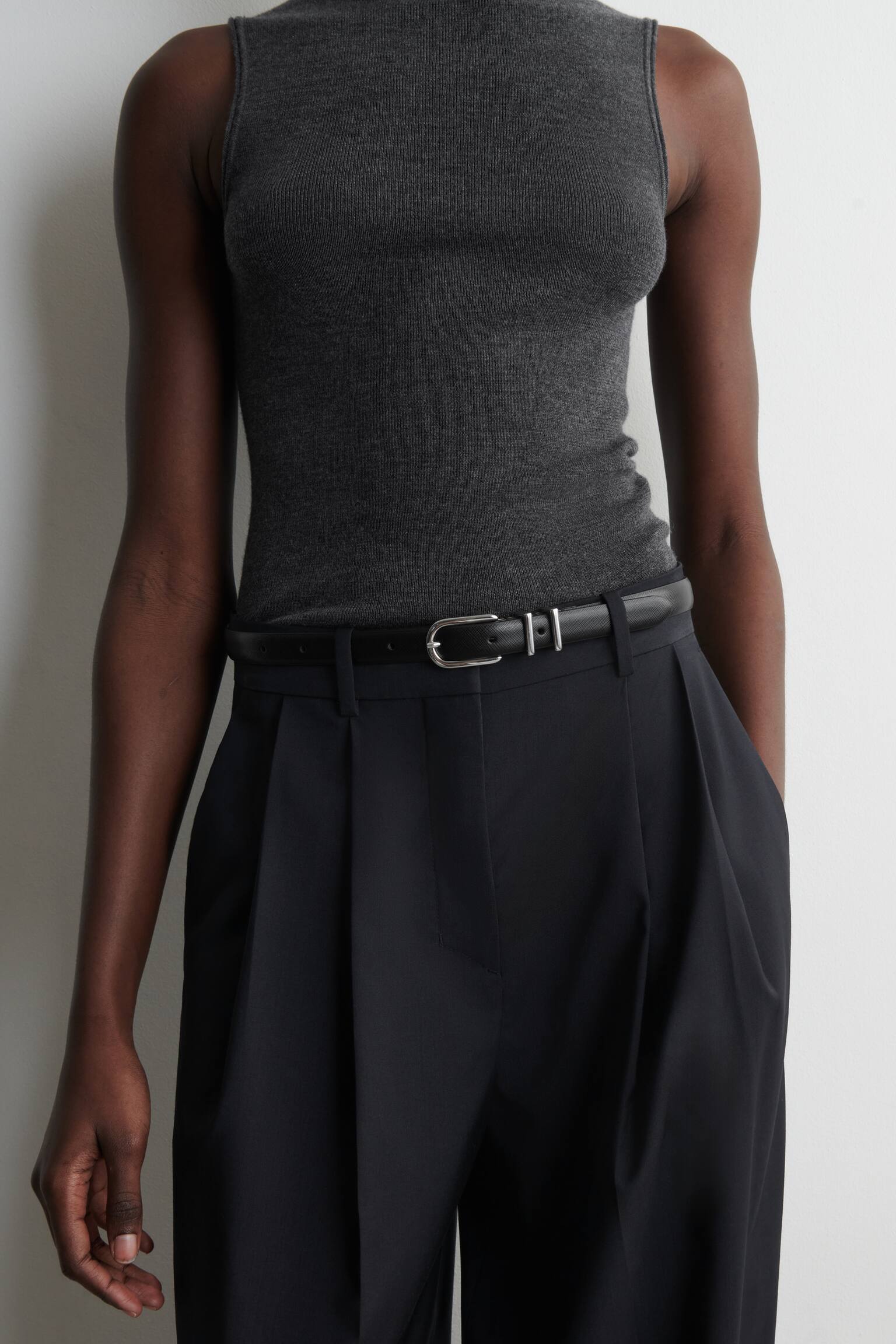 GÜRTEL AUS SAFFIANO-LEDER - SCHWARZ/CREME - 1