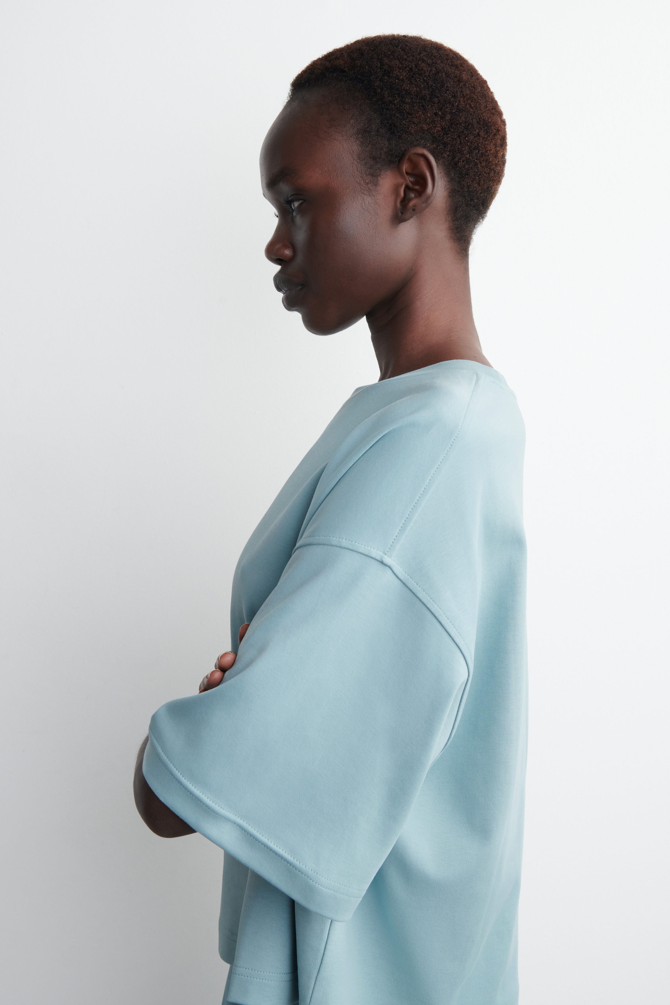 OVERSIZED BOXY T-SHIRT