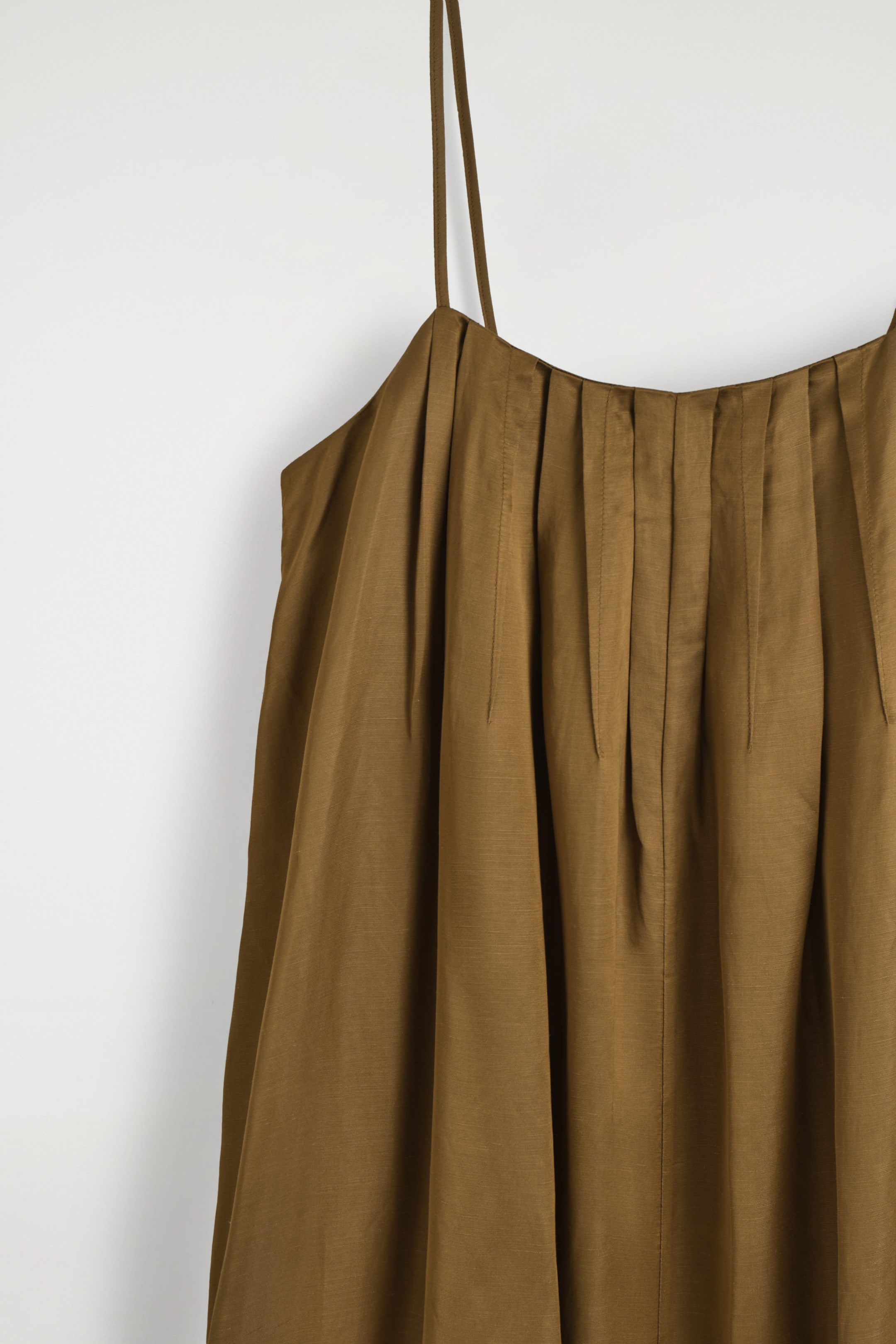 PLEATED FLUID MAXI DRESS