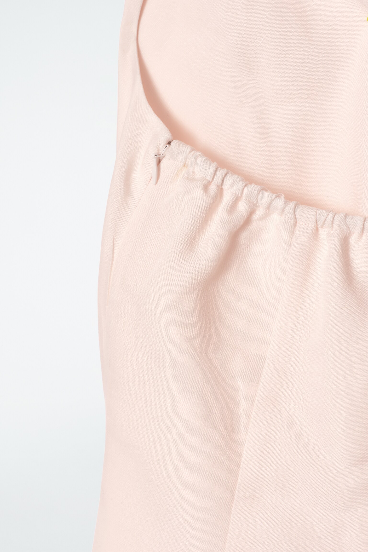 TOP DE CUELLO HALTER EN MEZCLA DE LINO - ROSA CLARO/NEGRO - 6