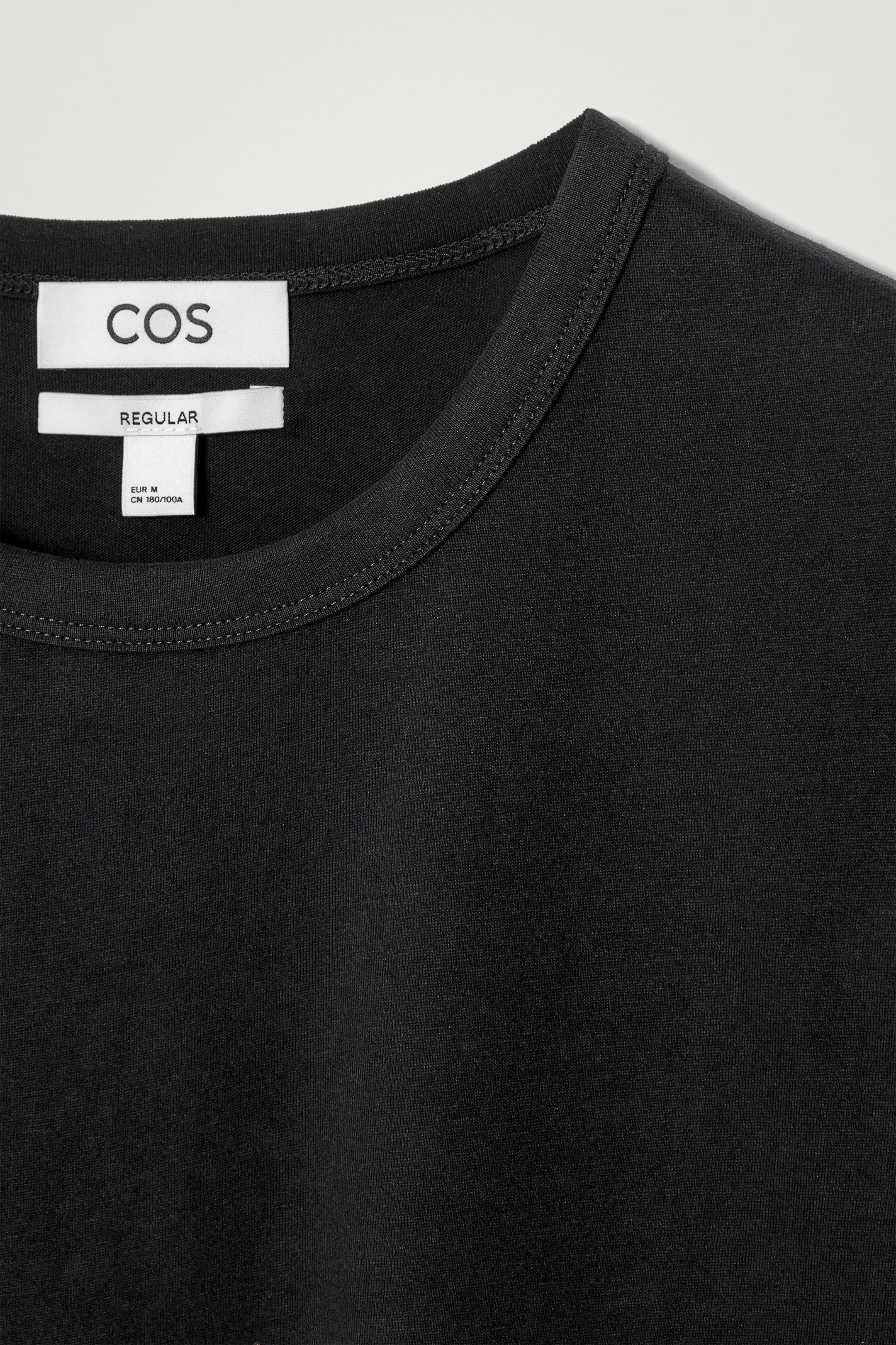 View larger image: REGULAR BRUSHED-COTTON T-SHIRT - BLACK - Men | H&M GB 6