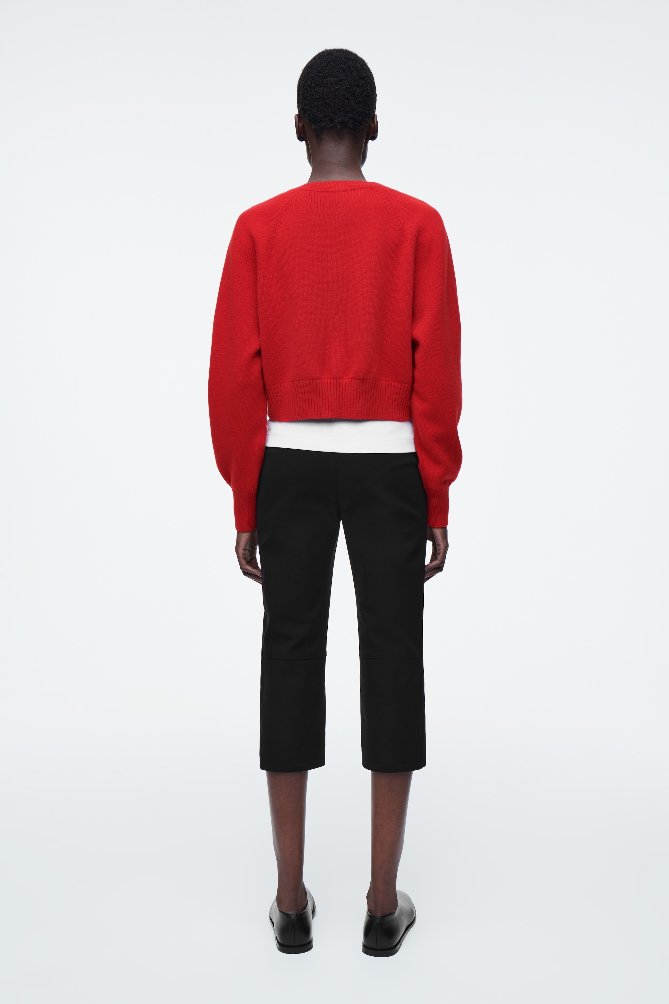 Zobrazit větší obrázek: ZKRÁCENÝ VLNĚNÝ CARDIGAN - ČERVENÁ - ŽENY | H&M CZ 3