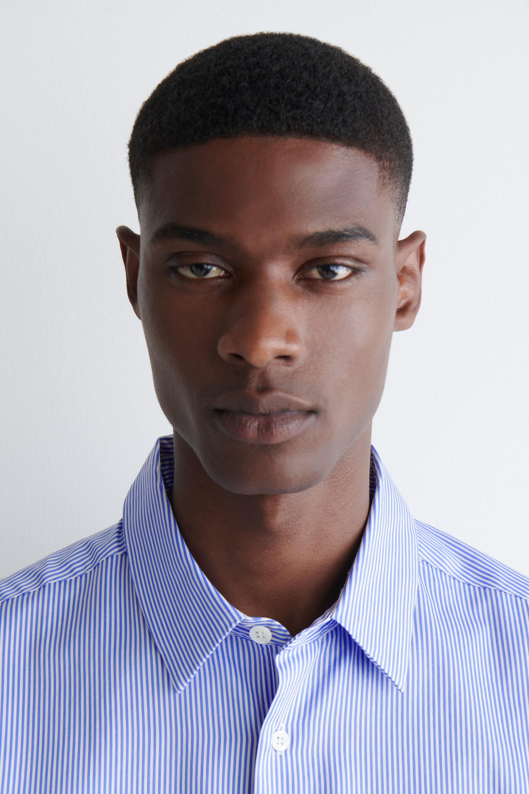 Agrandir l'image: CHEMISE HABILLÉE SLIM EN POPELINE - BLEU / RAYÉ - HOMME | H&M CH 3