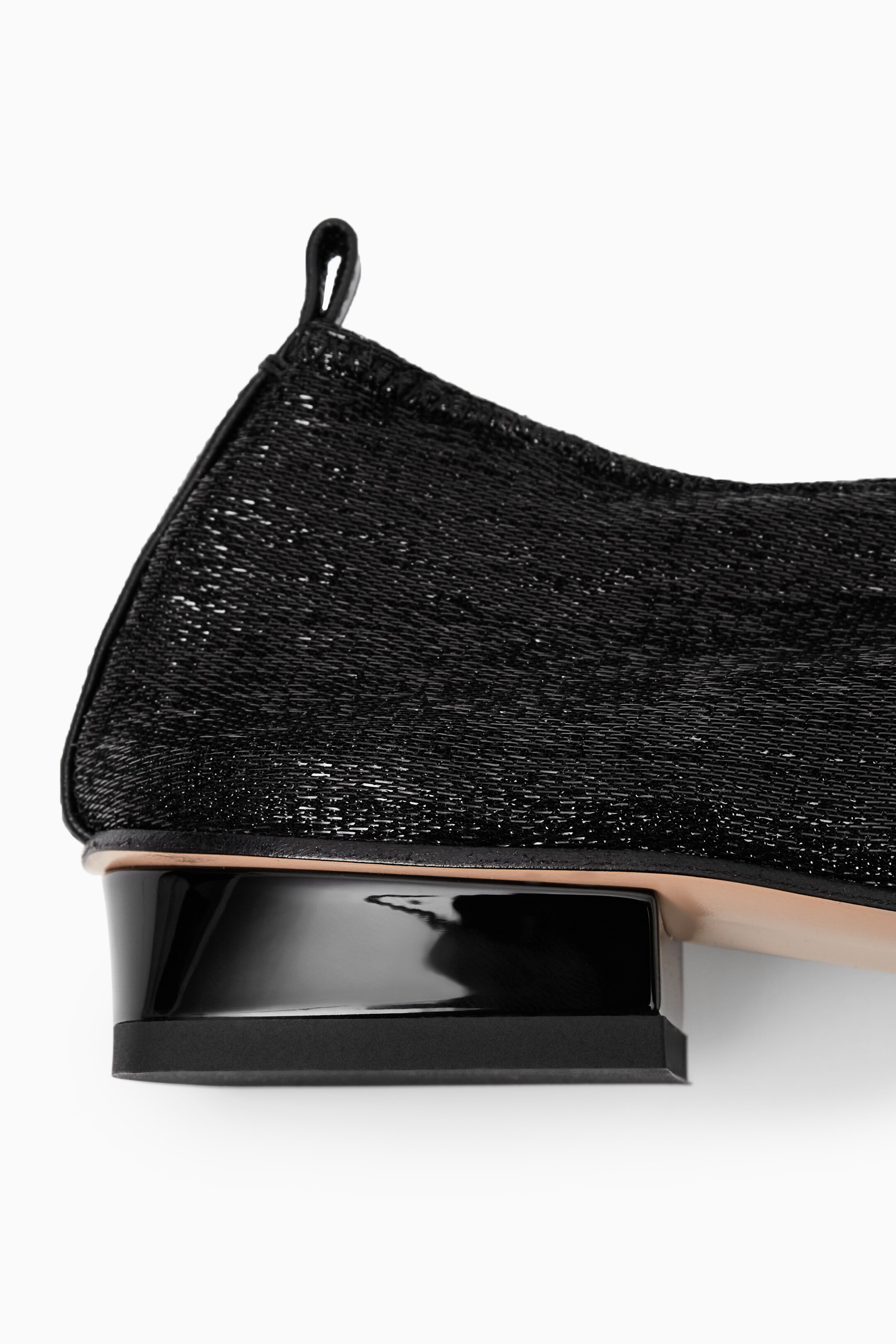 Vis større bilde: GATHERED METALLIC BALLET SHOES - BLACK - DAME | H&M NO 5