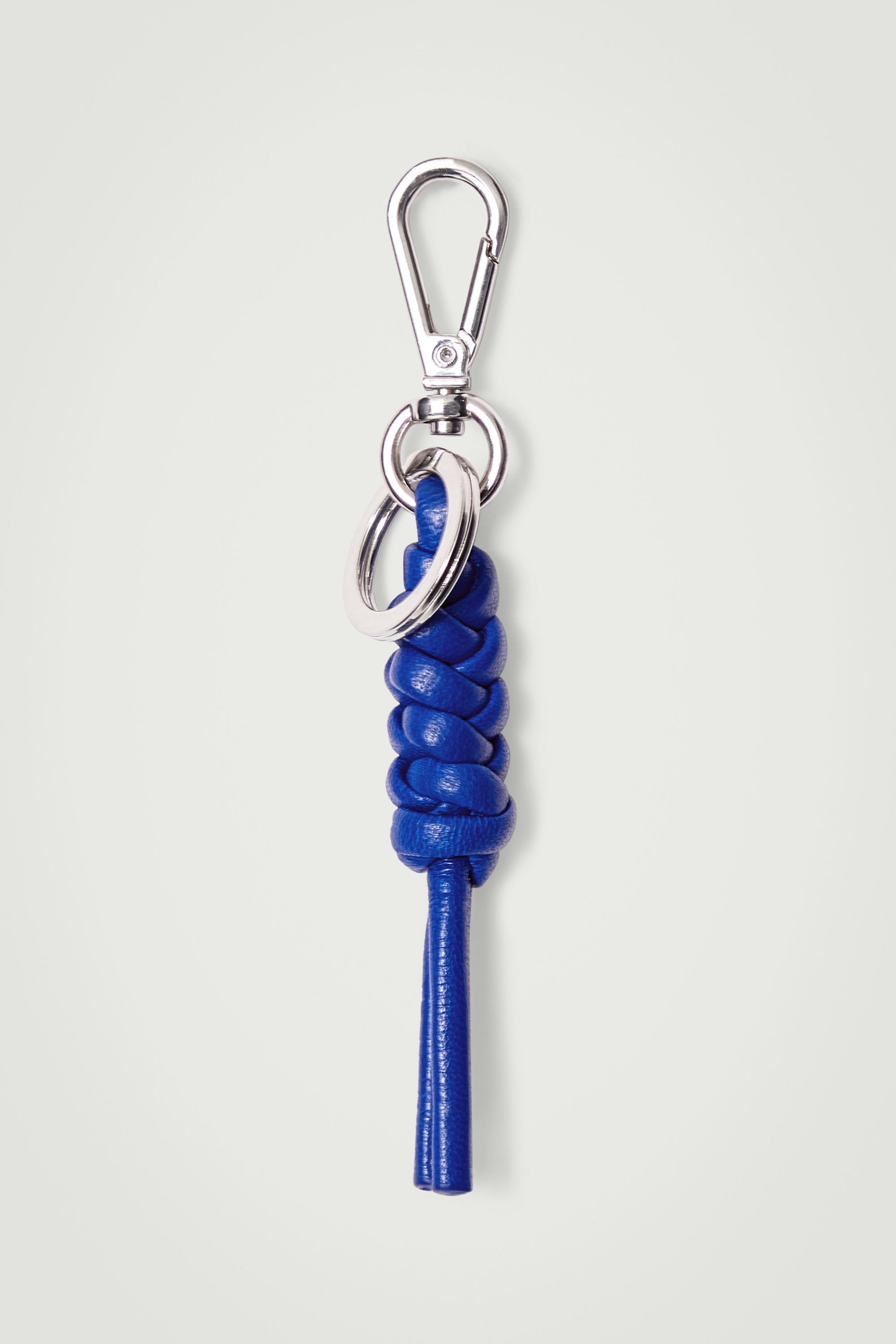 KNOTTED LEATHER KEYRING - COBALT BLUE | COS