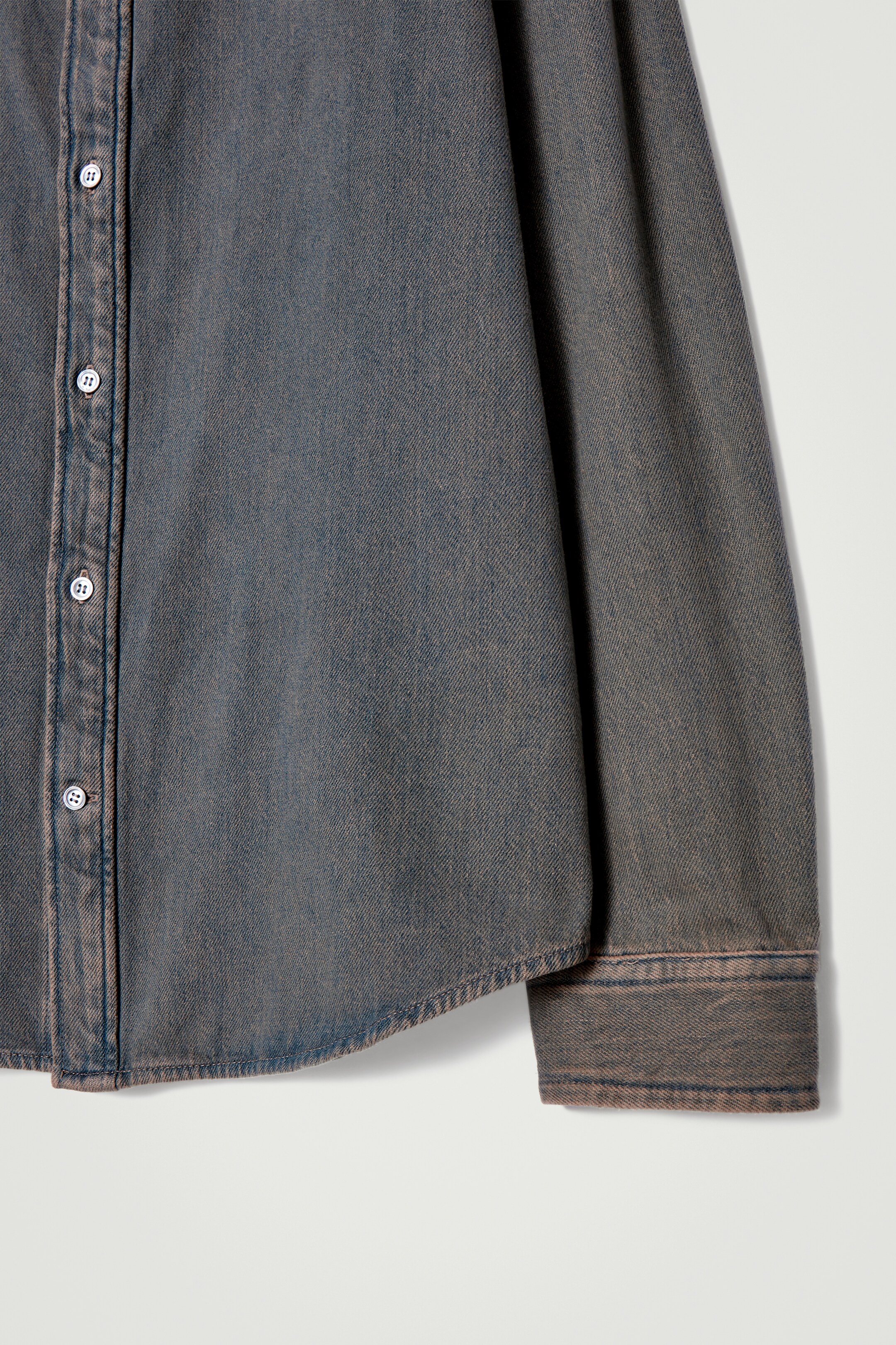 Ingrandisci l'immagine: RELAXED DENIM SHIRT - APRICOT OVERDYE - UOMO | H&M CH 7
