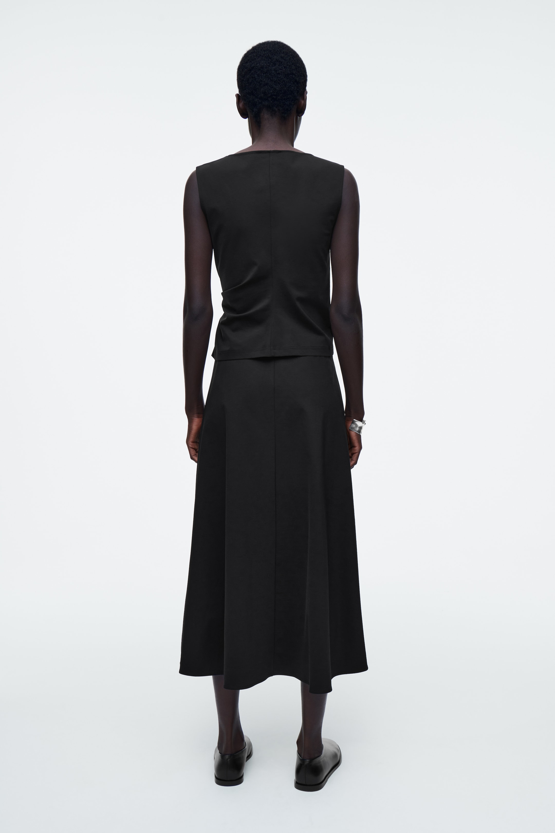 Grotere afbeelding bekijken: TWIST-DETAIL MIDI ROK - ZWART - DAMES | H&M BE 5