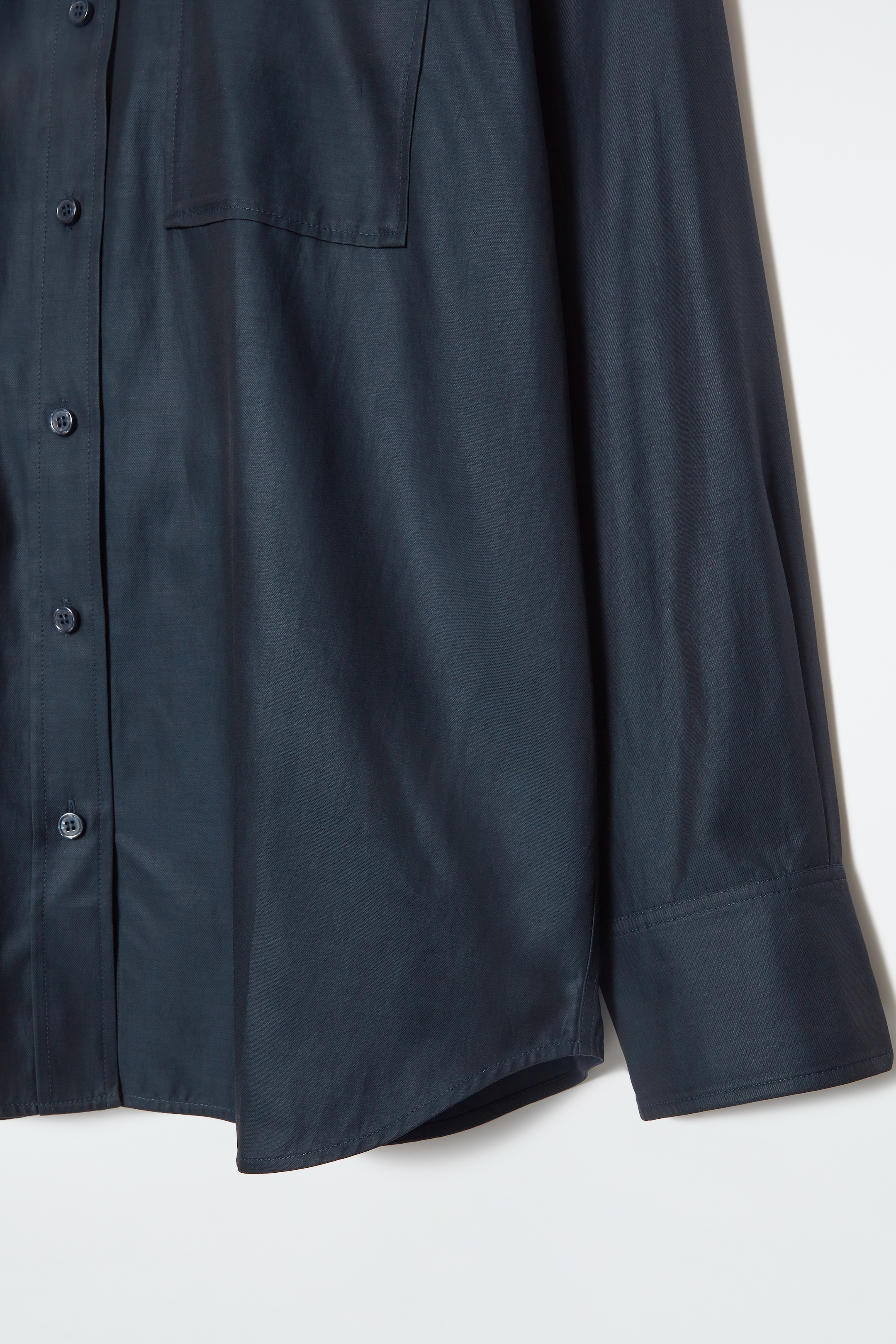 Grösseres Bild ansehen: OVERSIZED-HEMD AUS TWILL - NAVYBLAU - DAMEN | H&M CH 3