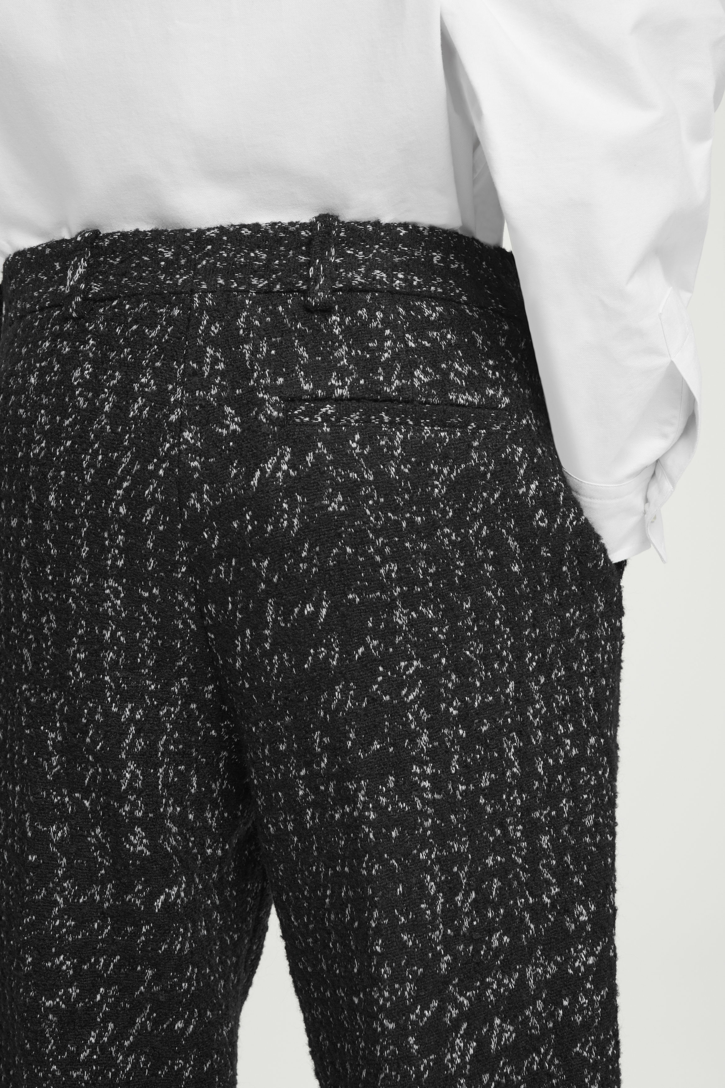 パンツ COS 24AW HOUNDSTOOTH BOUCLE TROUSERS 44 6d123745e7847db8c69765ec1a61dd