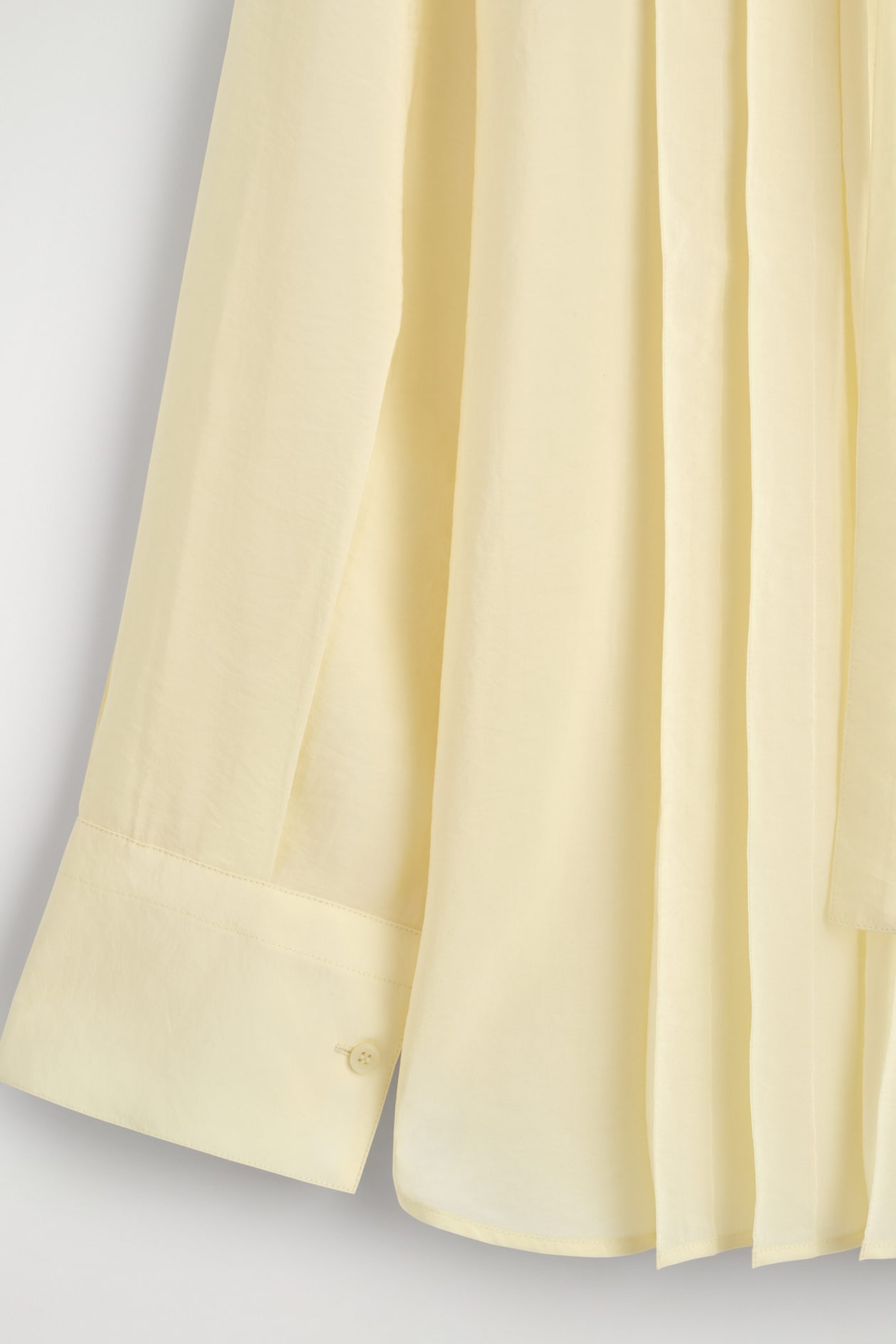 PLEATED BOW-DETAIL BLOUSE — BUTTER YELLOW