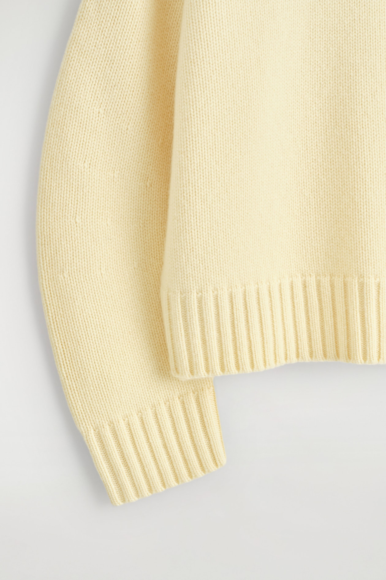 CHUNKY PURE CASHMERE CREW-NECK SWEATER