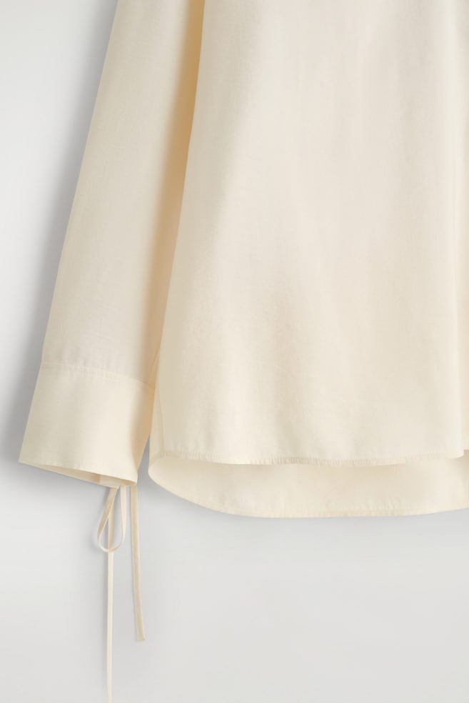 WIDE-COLLAR MODAL BLOUSE — ECRU