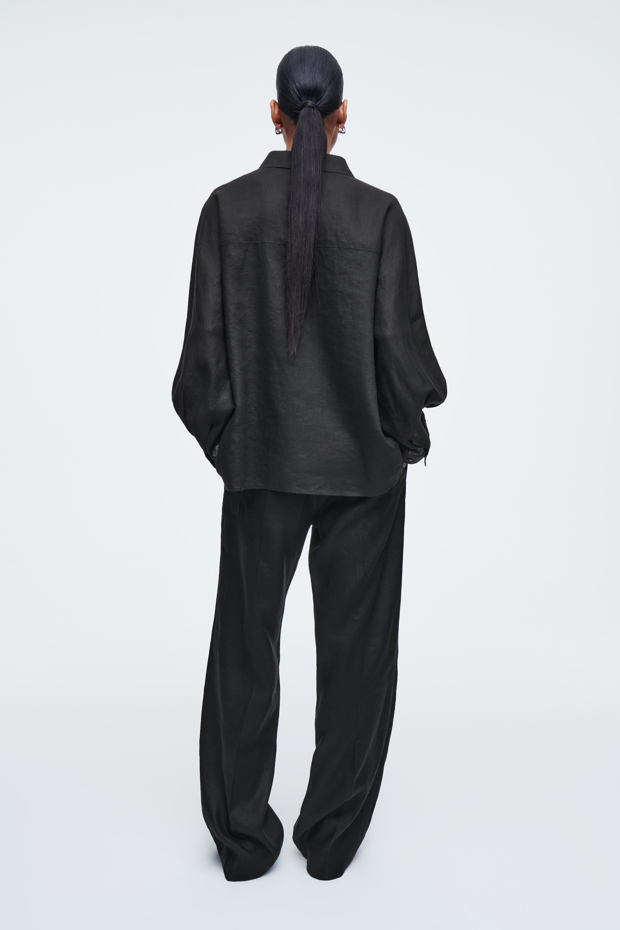 Visualizza immagine più grande: PANTALONI IN LINO CON COULISSE - NERO - DONNA | H&M IT 3