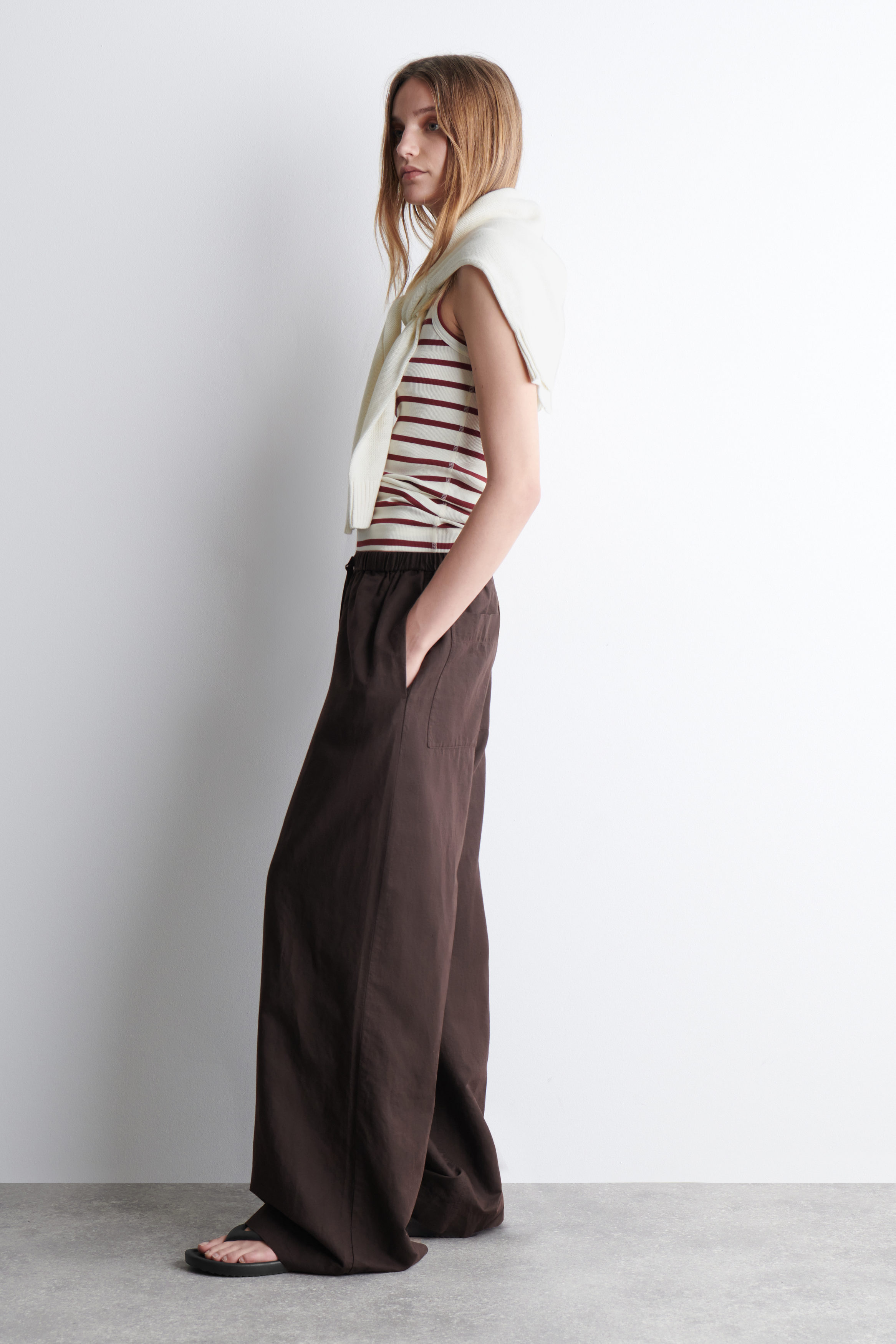売れ筋商品|||スタイルアンドコー カットソー トップス レディース Petite Striped Easy Fit Tank Top, Exclusively at Macy's Warm Blush Womens 2024 Summer Ribbed Tank Tops Scoop Neck Sleeveless