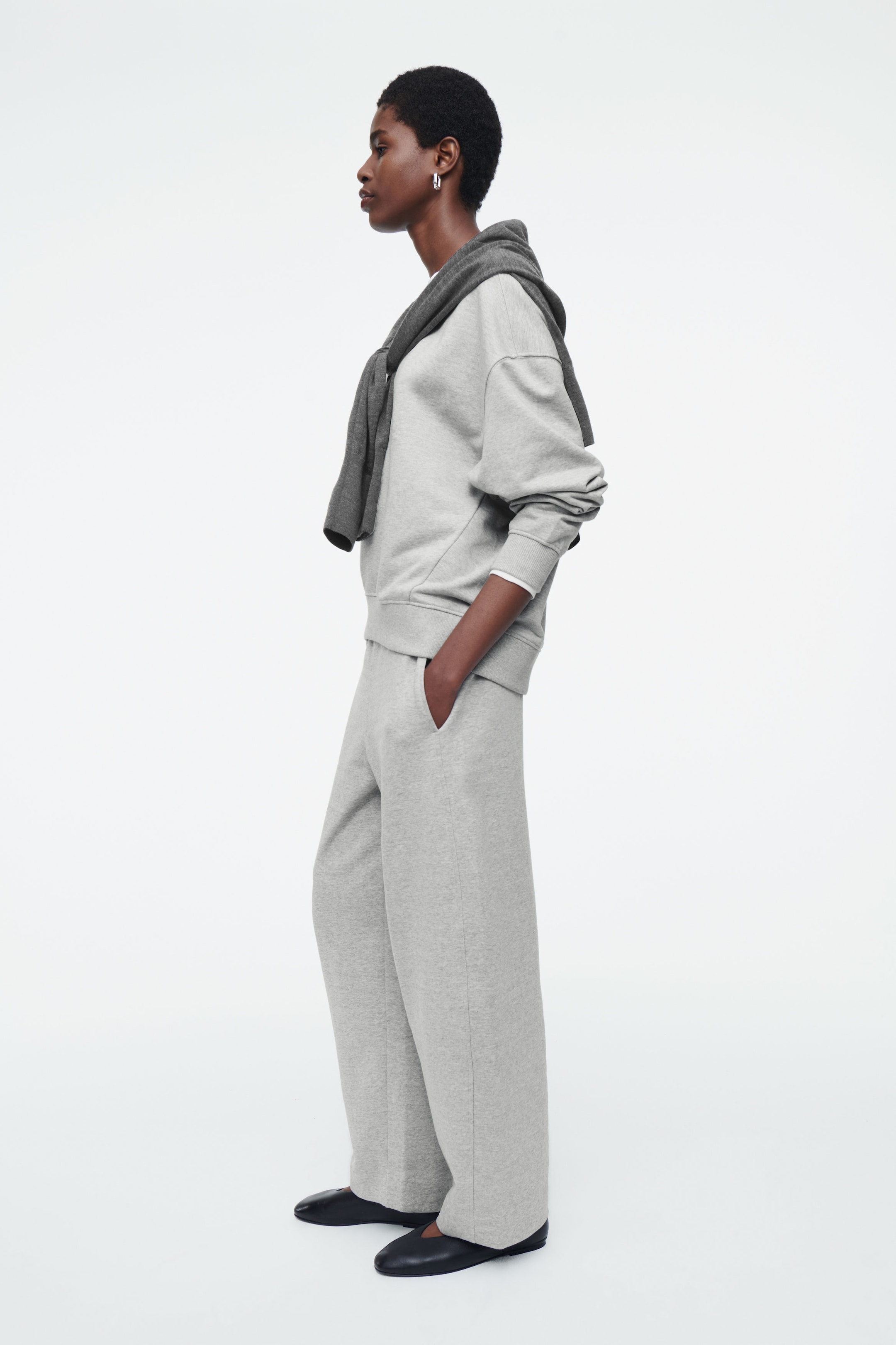 BARREL-LEG JOGGERS