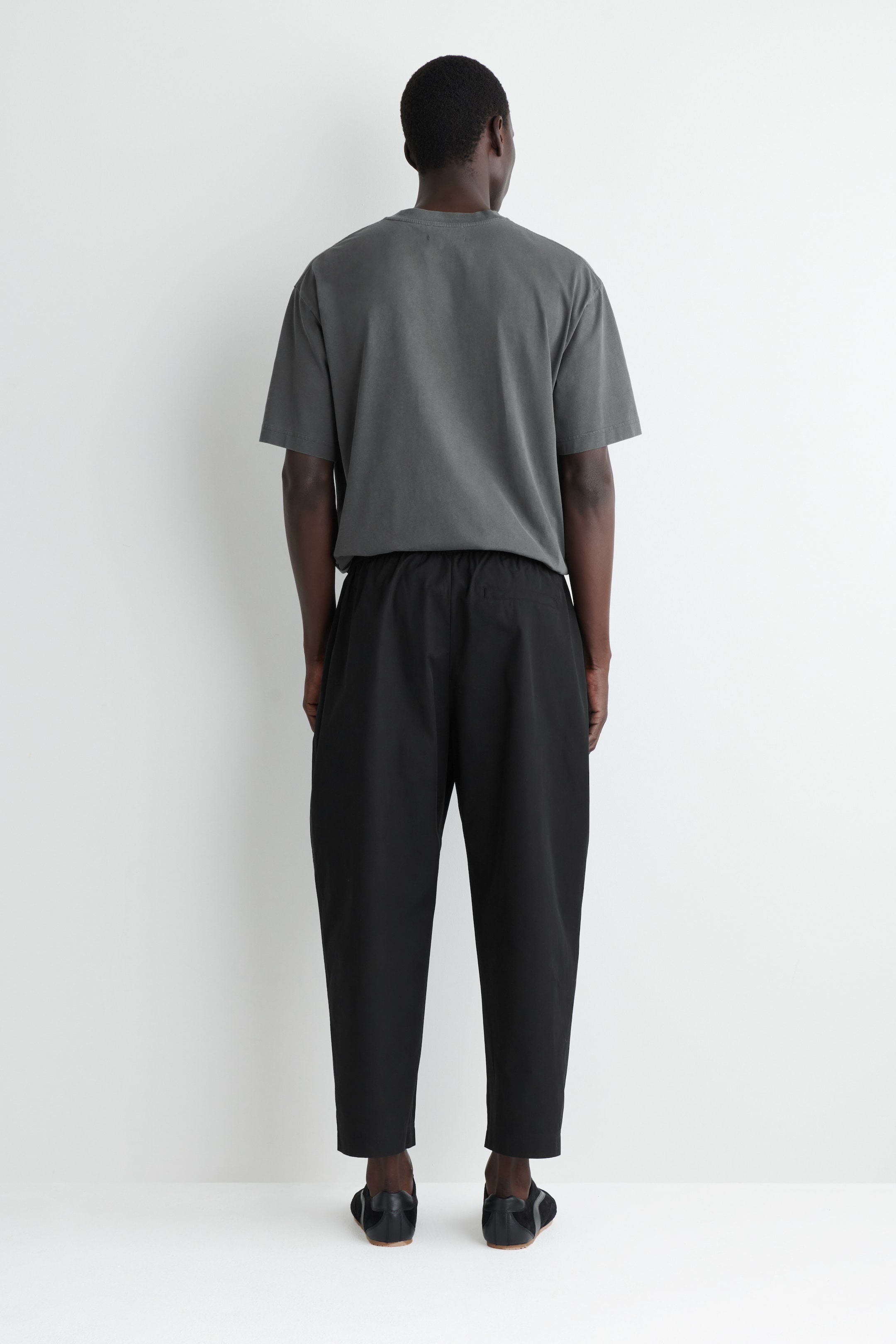 Agrandir l'image: PANTALON DE JOGGING BARREL EN COTON - NOIR - HOMME | H&M FR 4