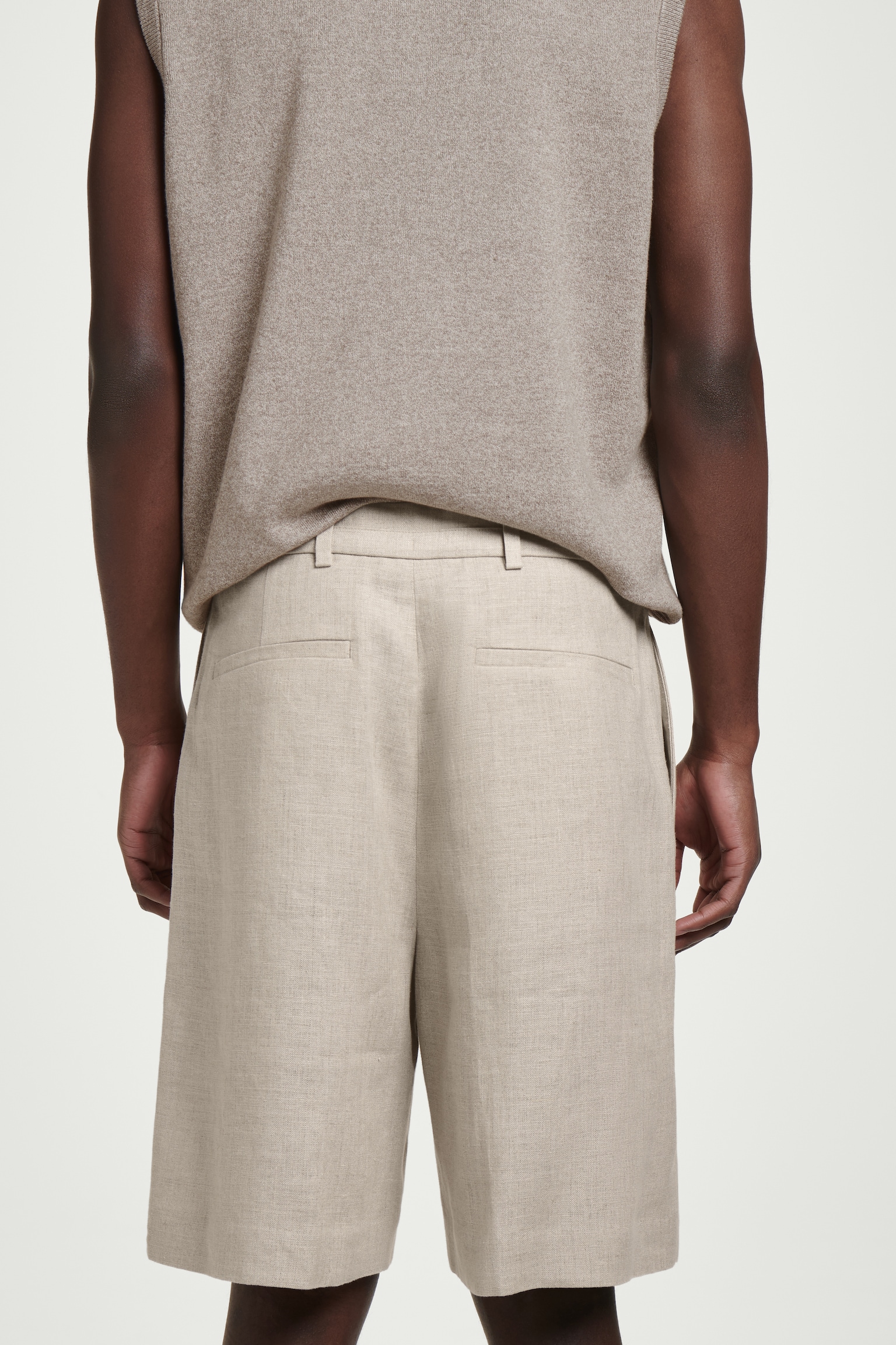PANTALÓN CORTO DE LINO CON AJUSTE DE CORDÓN - BEIGE/SIN TEÑIR/AZUL MARINO/VERDE OSCURO - 7