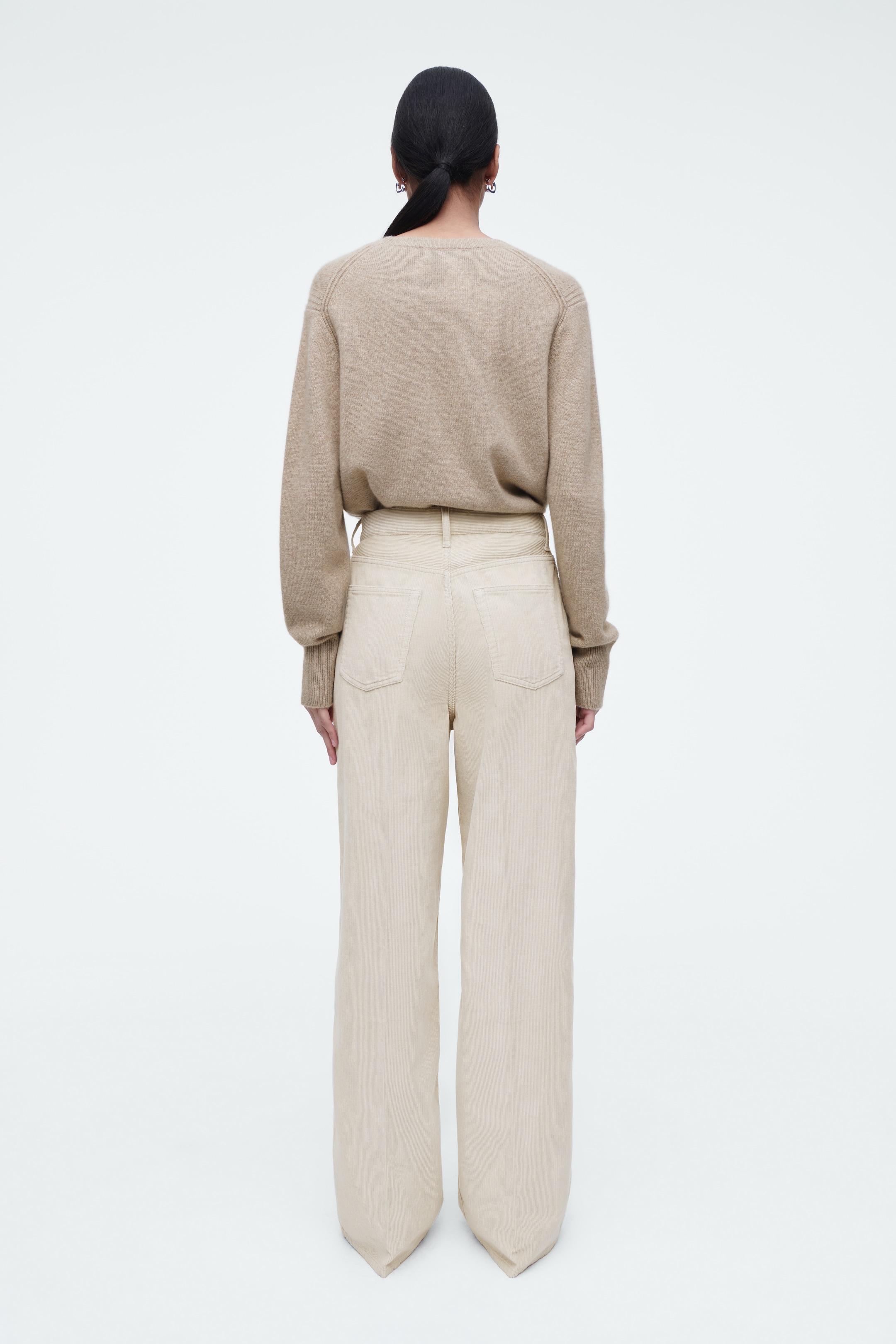 Größeres Bild ansehen: TIDE CORD-JEANS MIT WEITEM BEIN - HELLES BEIGE - Ladies | H&M DE 3