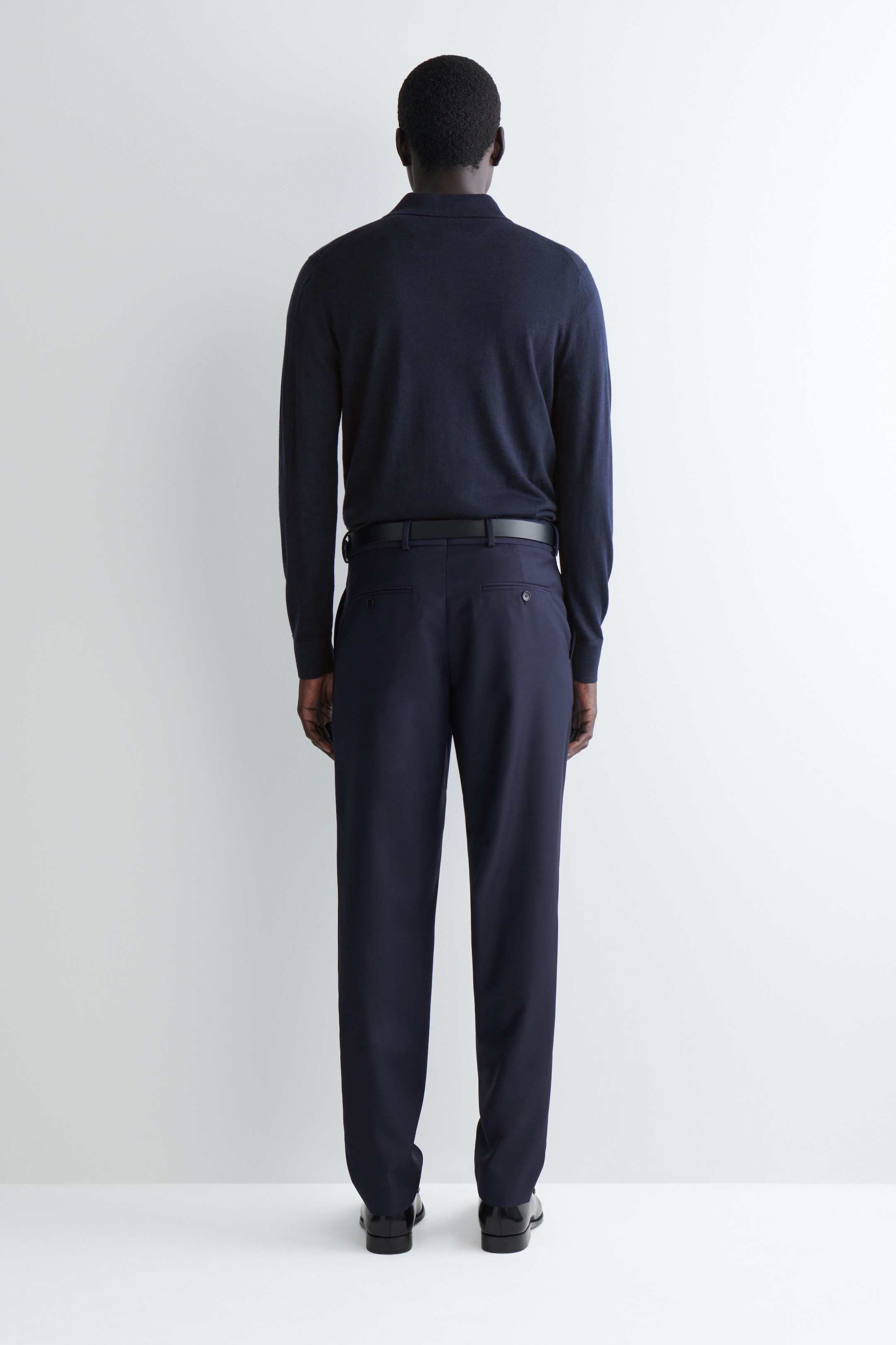 View larger image: TAILORED STRAIGHT-LEG WOOL TROUSERS - NAVY - Men | H&M GB 4
