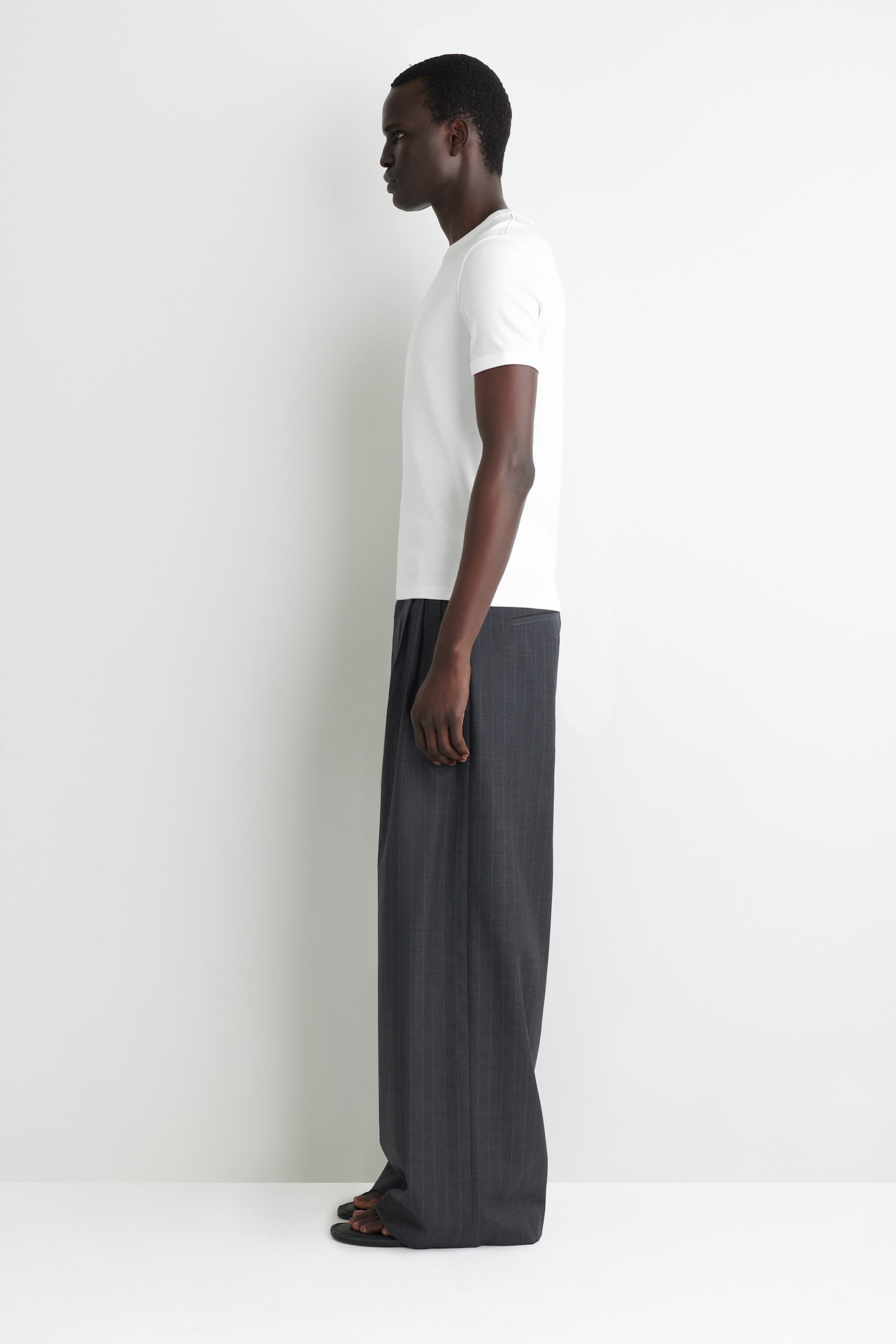 SLIM RIBBED COTTON T-SHIRT - WHITE/NAVY/LIGHT GREY/KHAKI/BLACK/CHARCOAL/DARK MOLE - 6