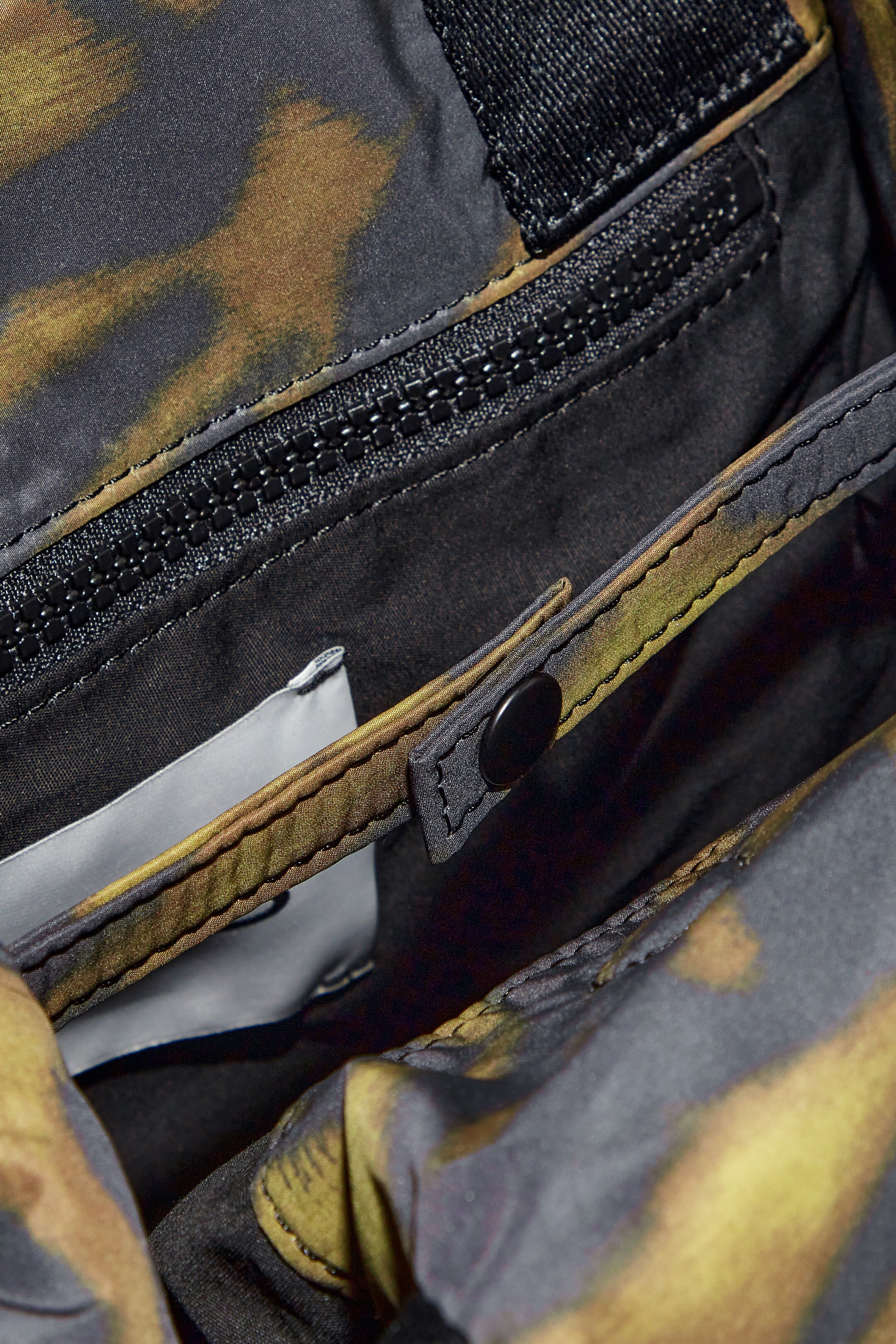 Näytä suurempi kuva: PADDED SHOPPER BAG - BROWN / BLACK - NAISET | H&M FI 3