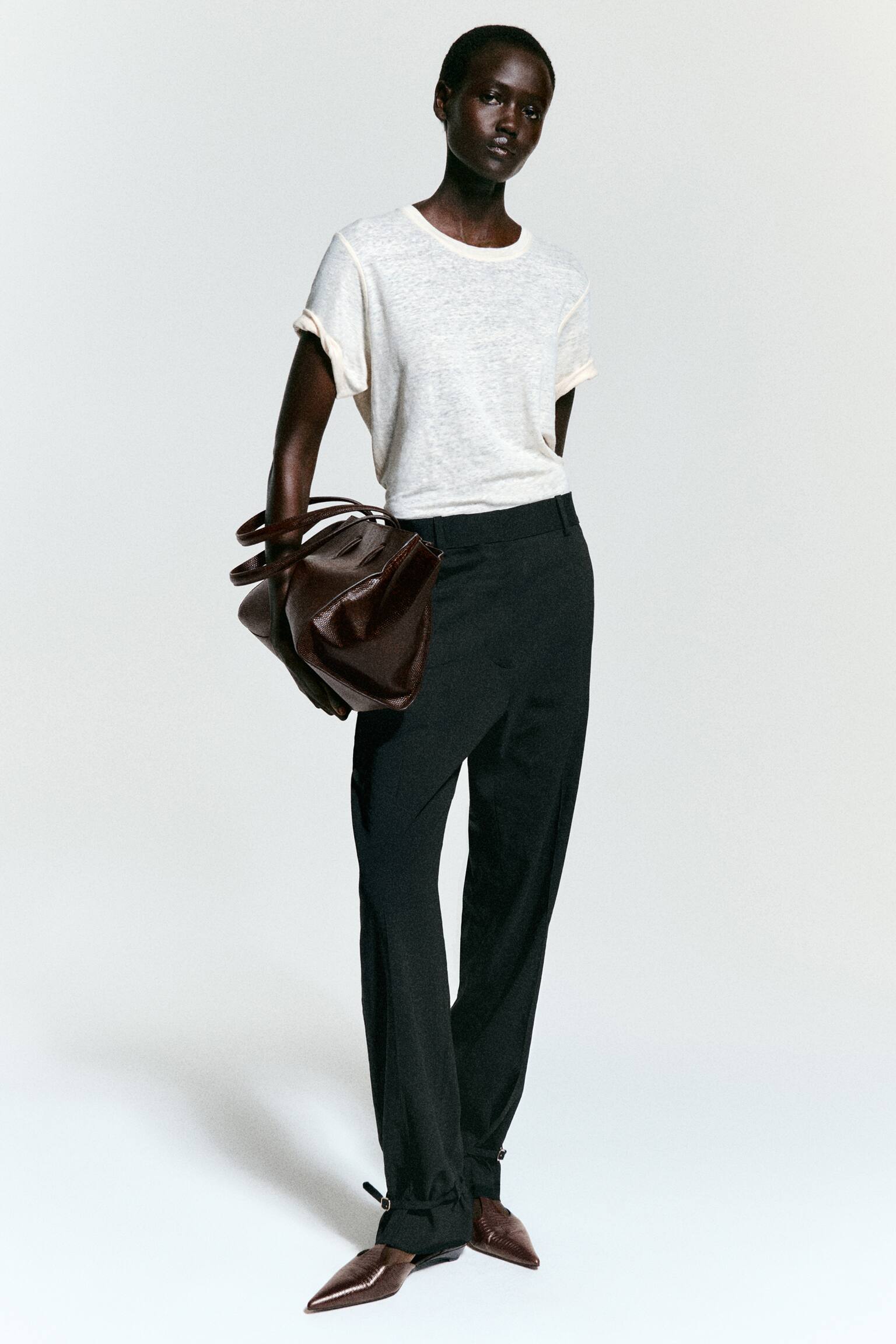 LNĚNÉ TRIČKO S KULATÝM VÝSTŘIHEM-ECRU - 8