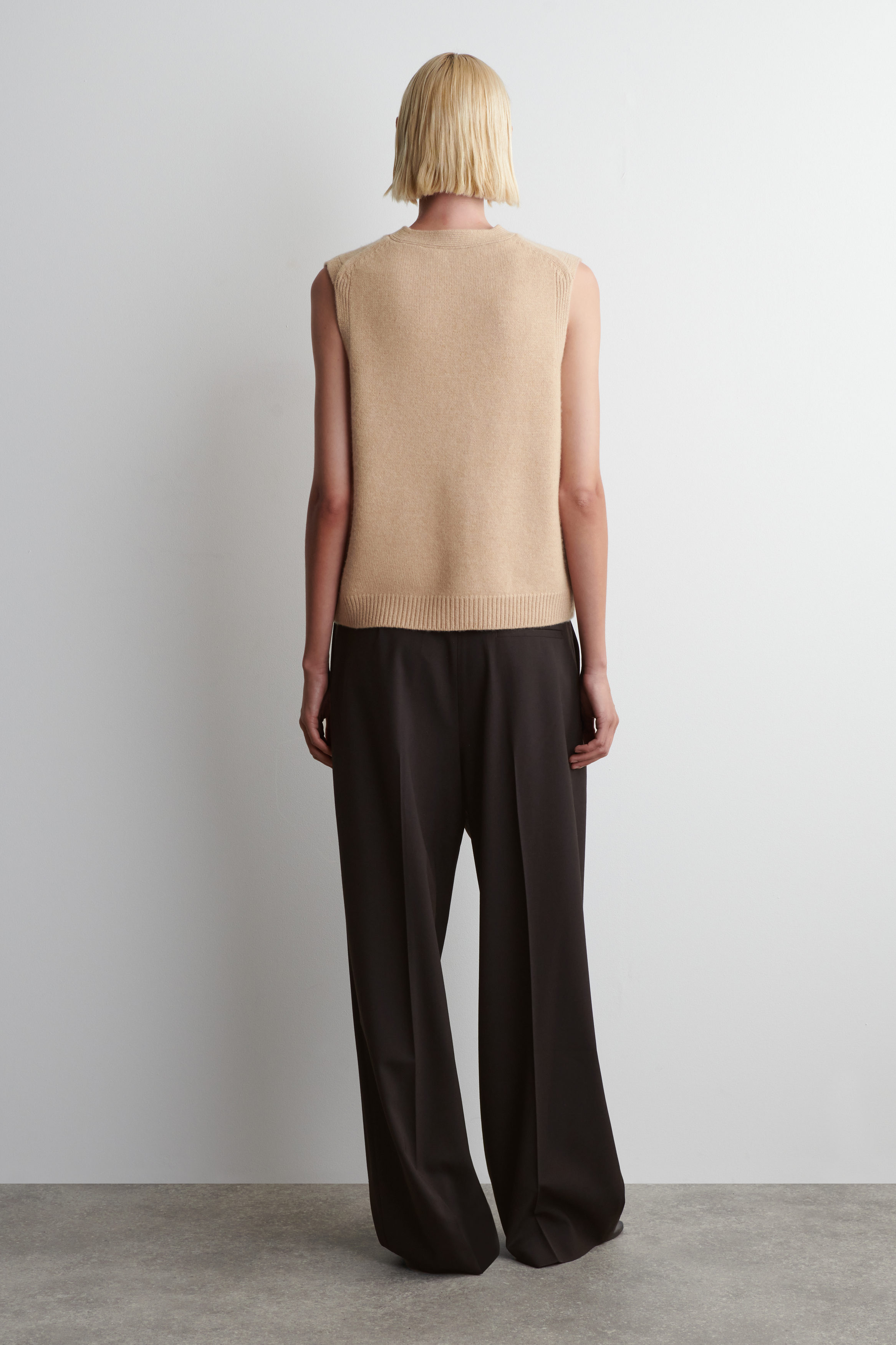 KNITTED CASHMERE-BLEND TANK - BEIGE | COS US