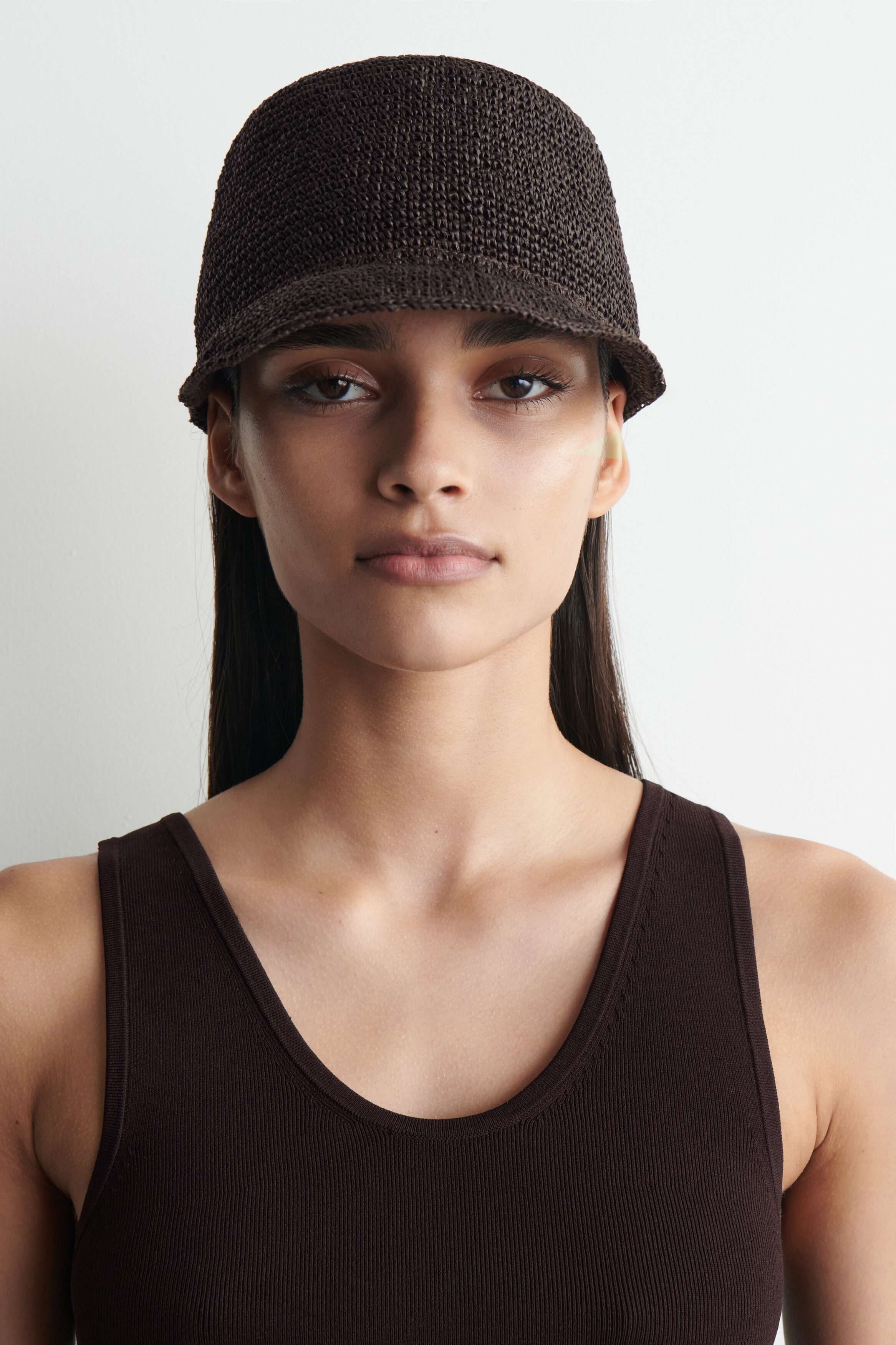 WOVEN PAPER CAP - BROWN | COS US