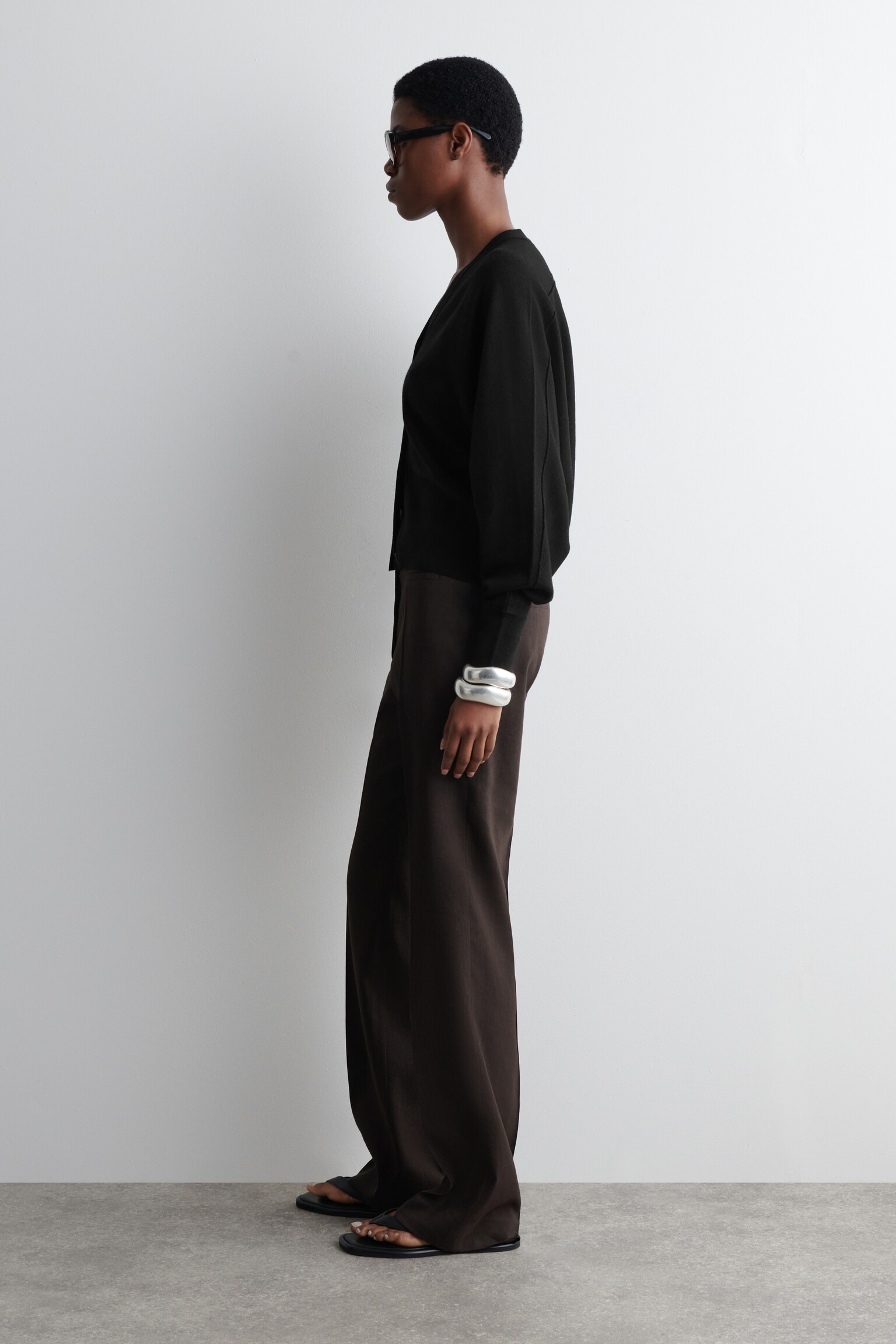 CÁRDIGAN DE LANA MERINO CON MANGA MURCIÉLAGO - NEGRO - 5