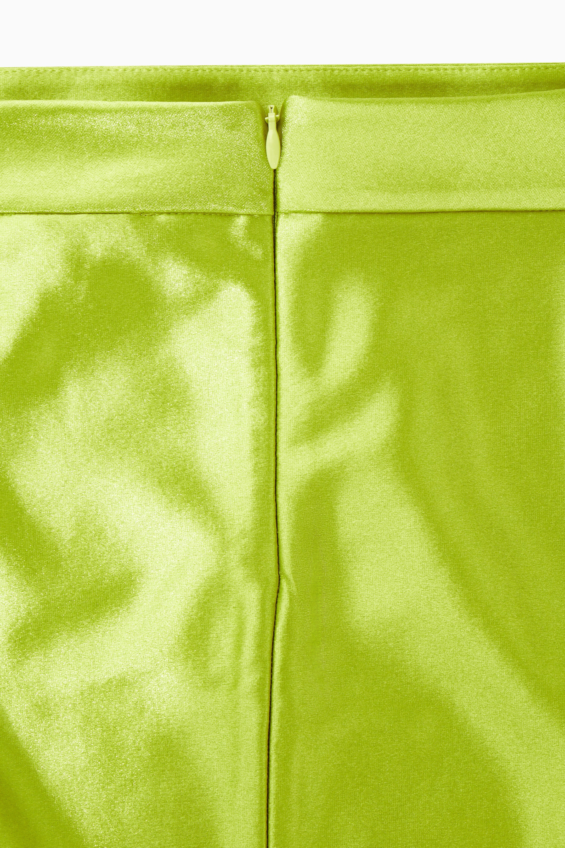 StillMedia/DescriptiveDetail