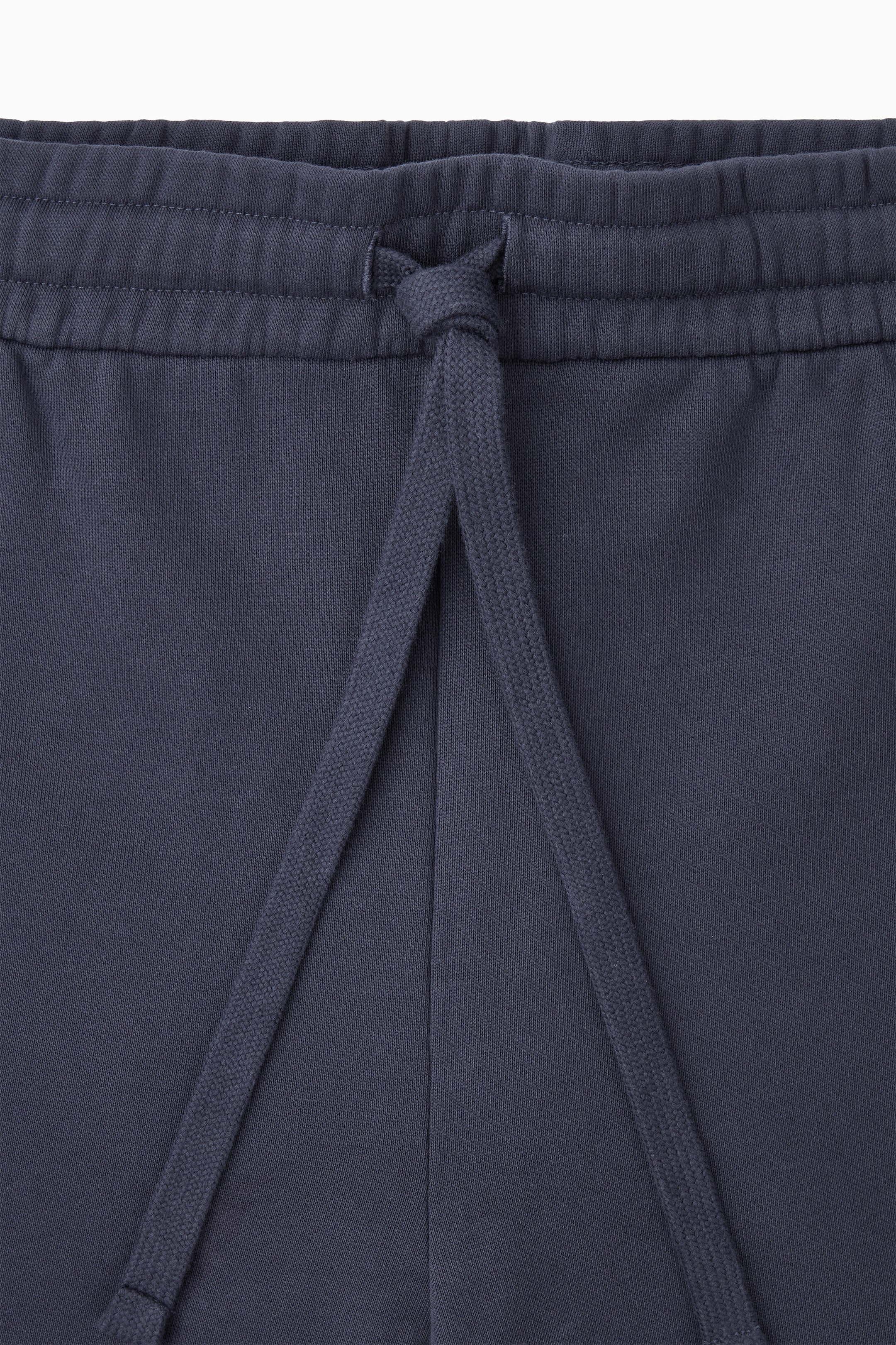 StillMedia/DescriptiveDetail