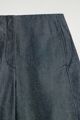 RAW DENIM CROPPED BARREL-LEG TROUSERS — INDIGO 5
