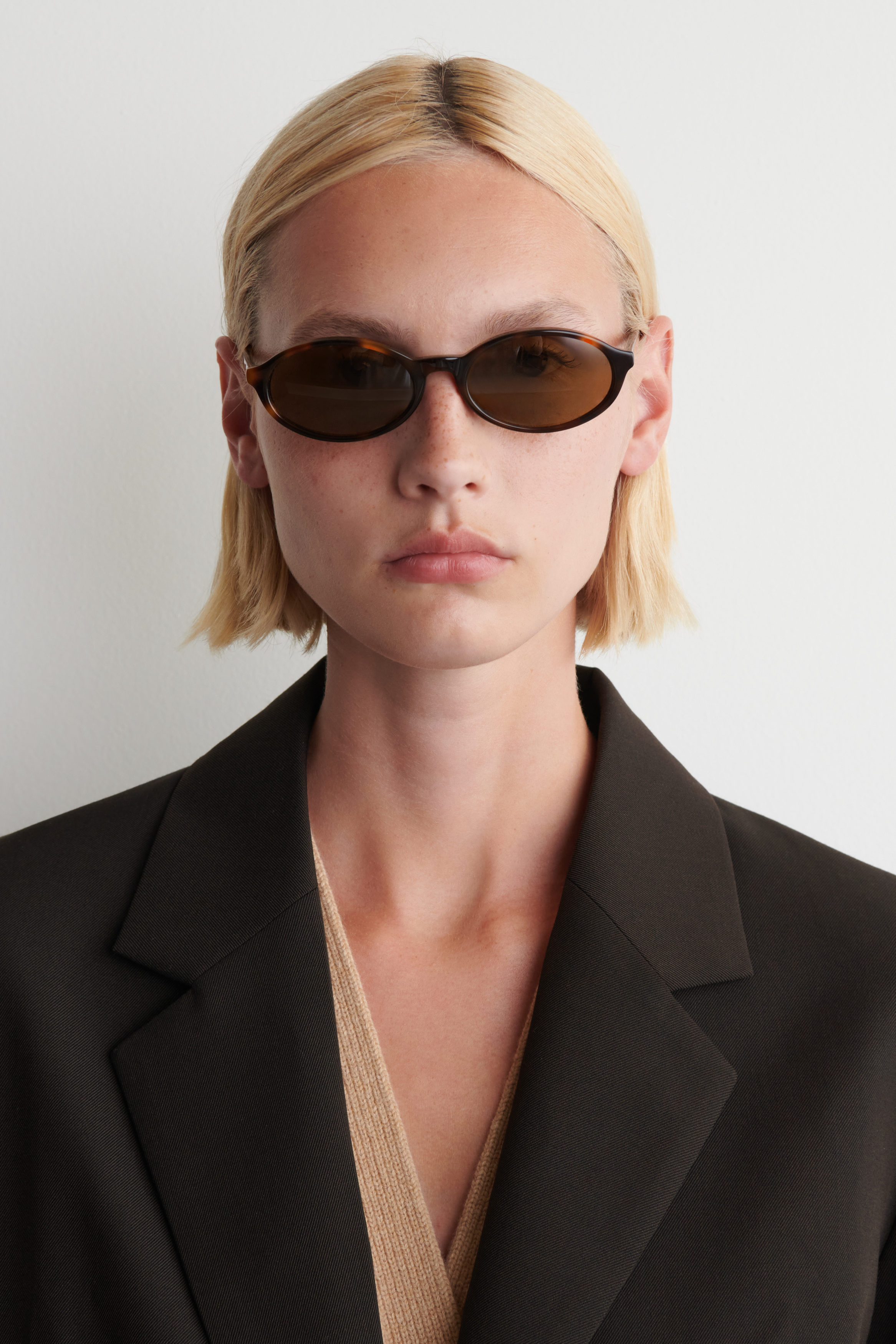 OVAL SUNGLASSES - BROWN / TORTOISESHELL | COS
