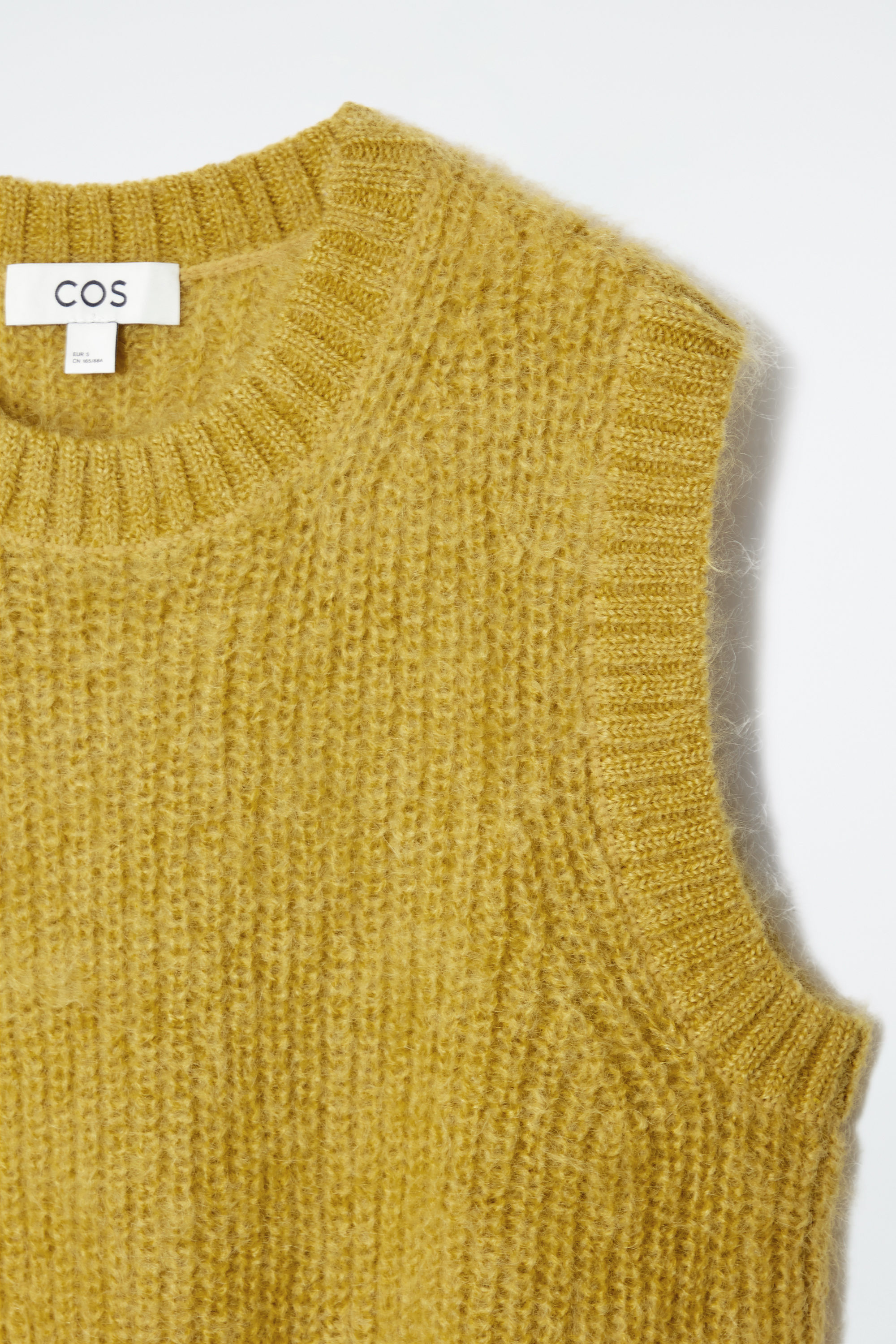 MOHAIR KNIT VEST - MUSTARD | COS