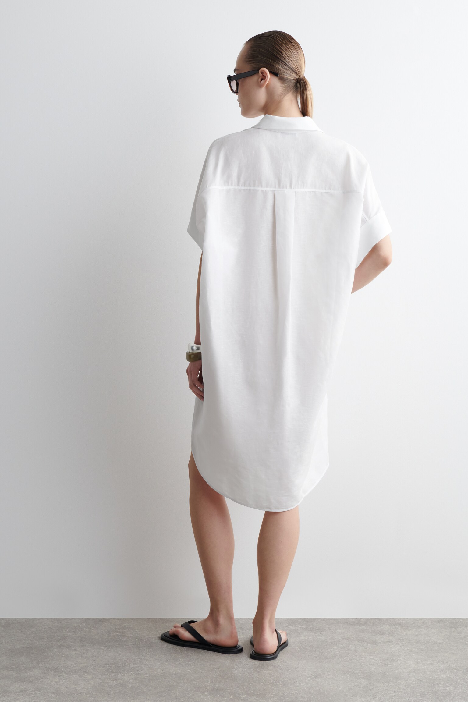 VESTIDO CAMISERO DE LINO Y ALGODÓN REDONDEADO - BLANCO - 7