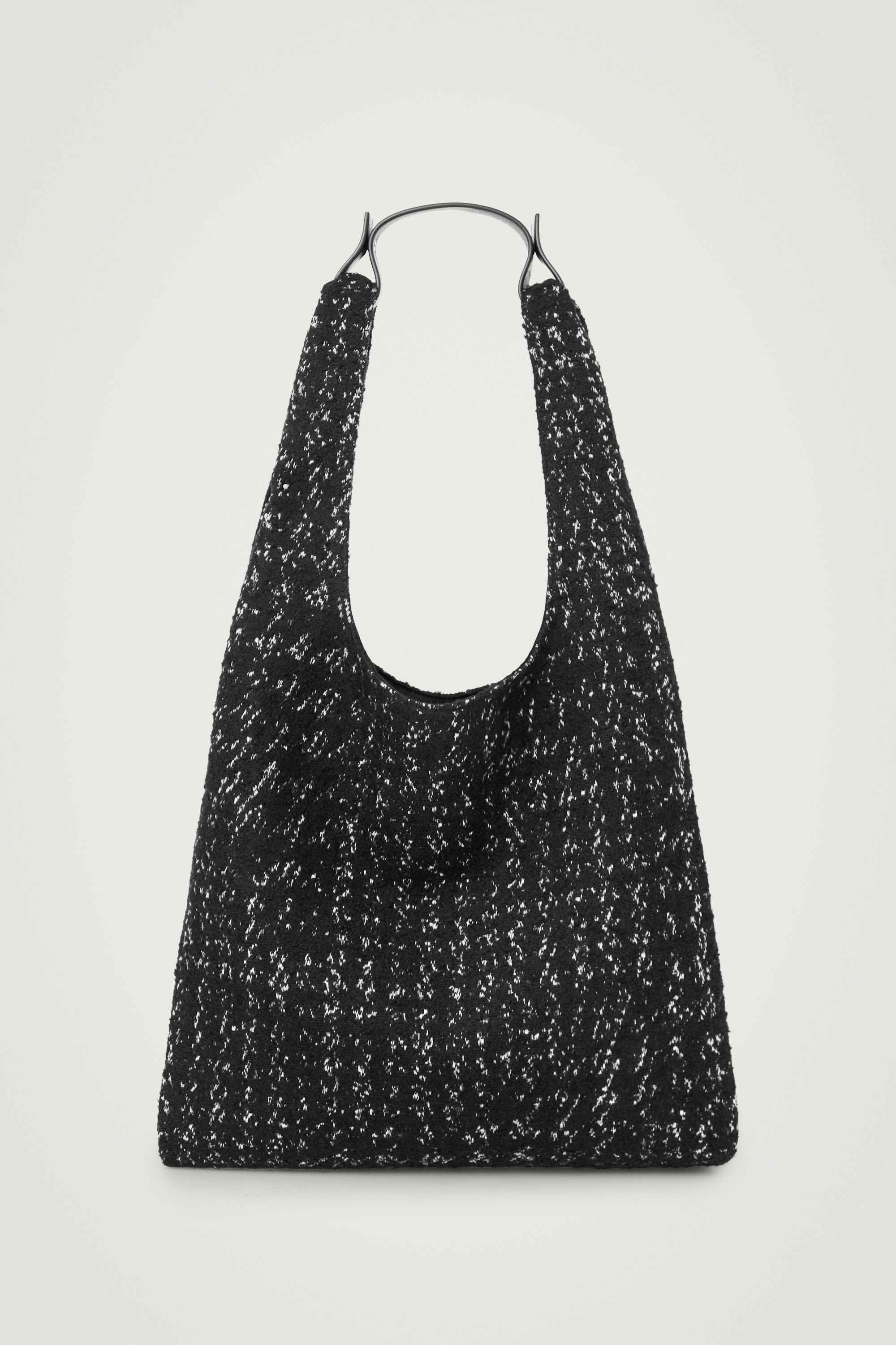 【COS】Oversized Hand Woven Tote Bag OVERSIZED HAND-WOVEN TOTE BAG - RAFFIA - DARK BROWN | COS