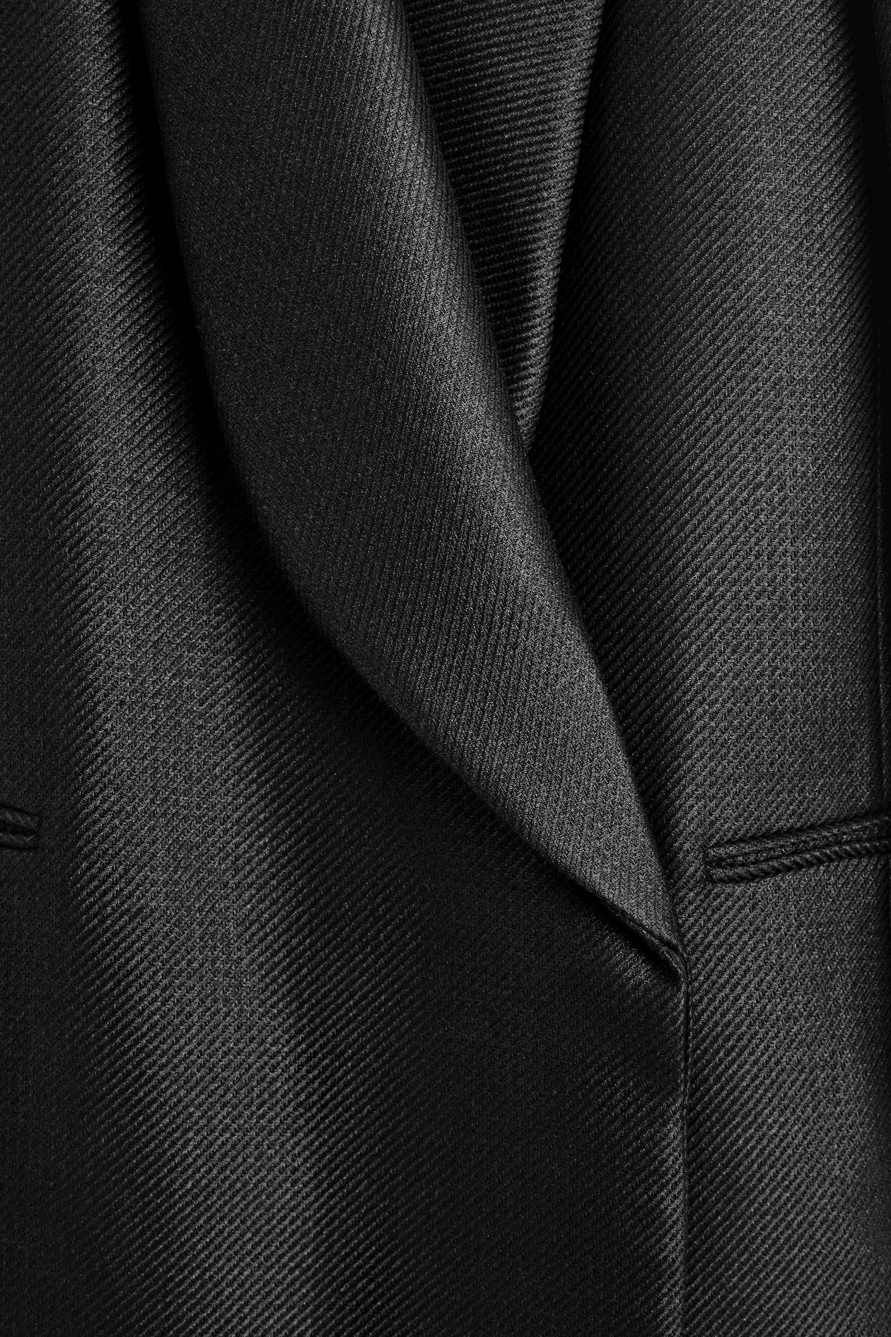 TAILORED METALLIC WOOL-BLEND LONG COAT — BLACK