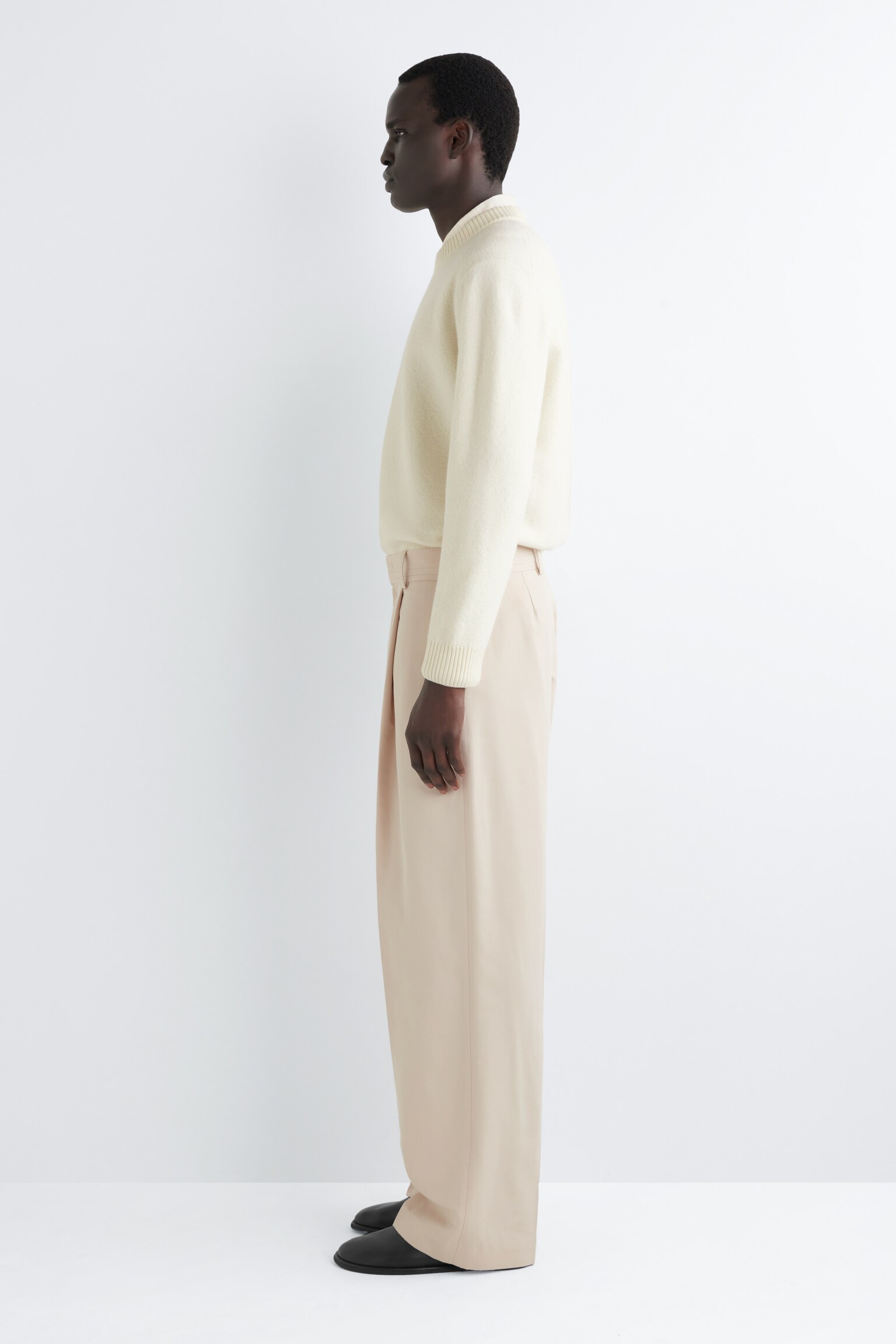 PLEATED WIDE-LEG TROUSERS - LIGHT BEIGE/DARK GREEN - 7