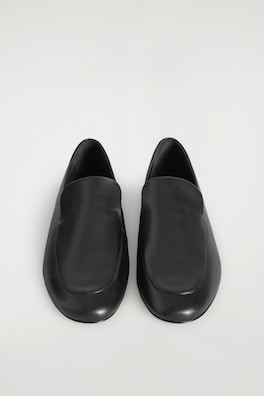 LEATHER LOAFERS — BLACK 1
