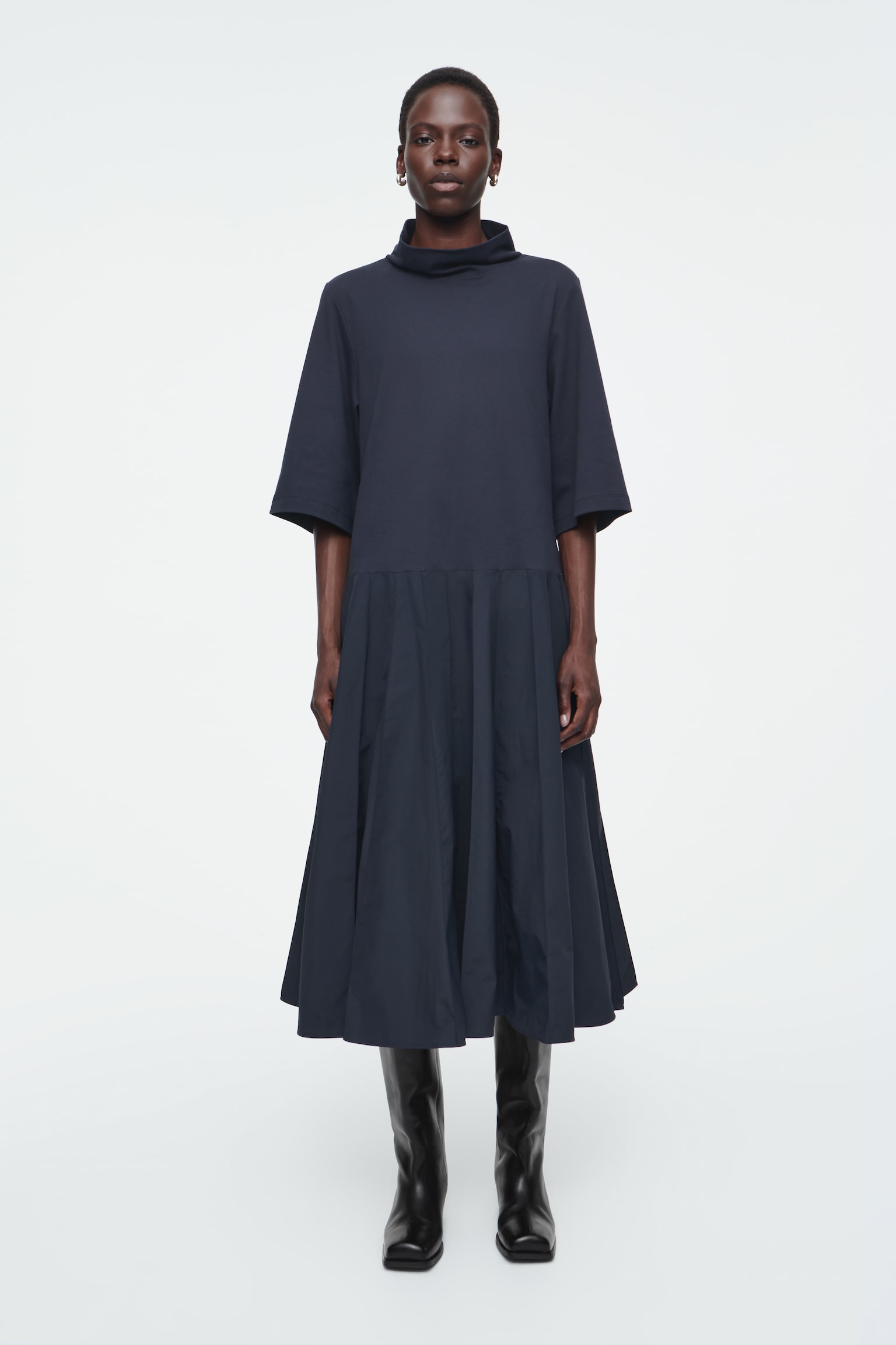 FUNNEL-NECK PANELLED MIDI DRESS - NAVY