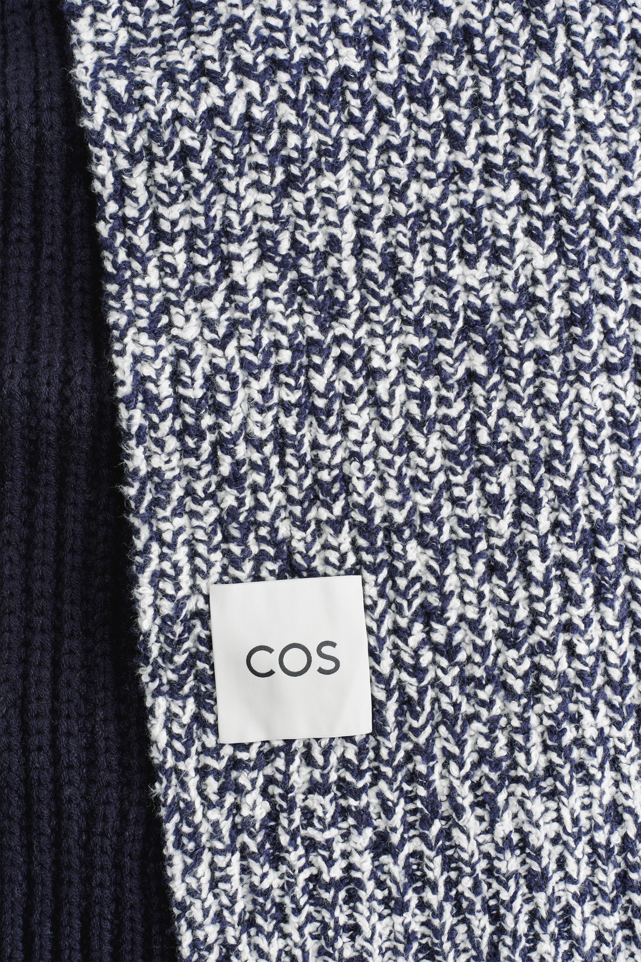 StillMedia/DescriptiveDetail