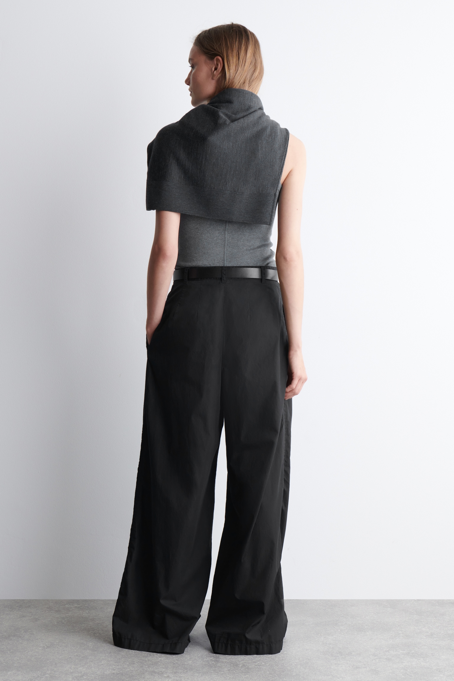 PANTALON LARGE À PLIS EN COTON - NOIR - 3