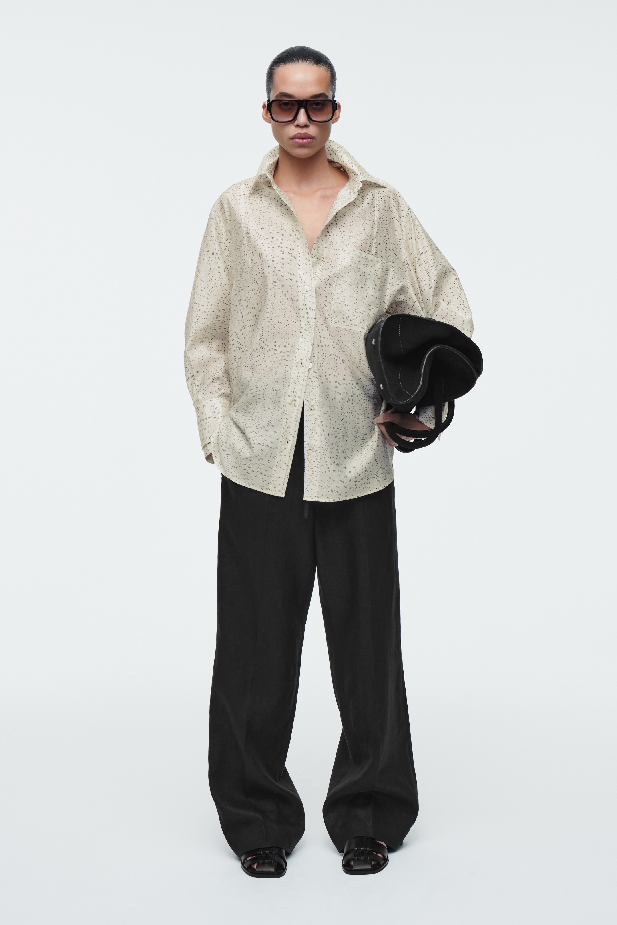 Ver imagem maior: CAMISA FLUIDA ESTAMPADA - CHAMPANHE / ESTAMPADO - SENHORA | H&M PT 2