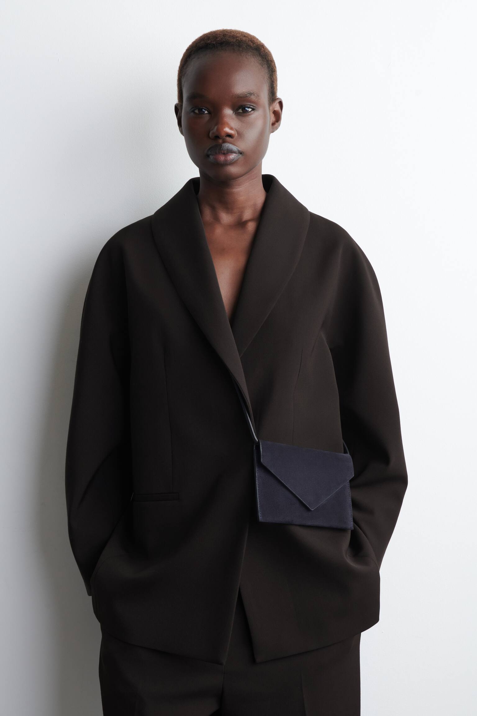 BOLSO DE PIEL ESTILO SOBRE - 3