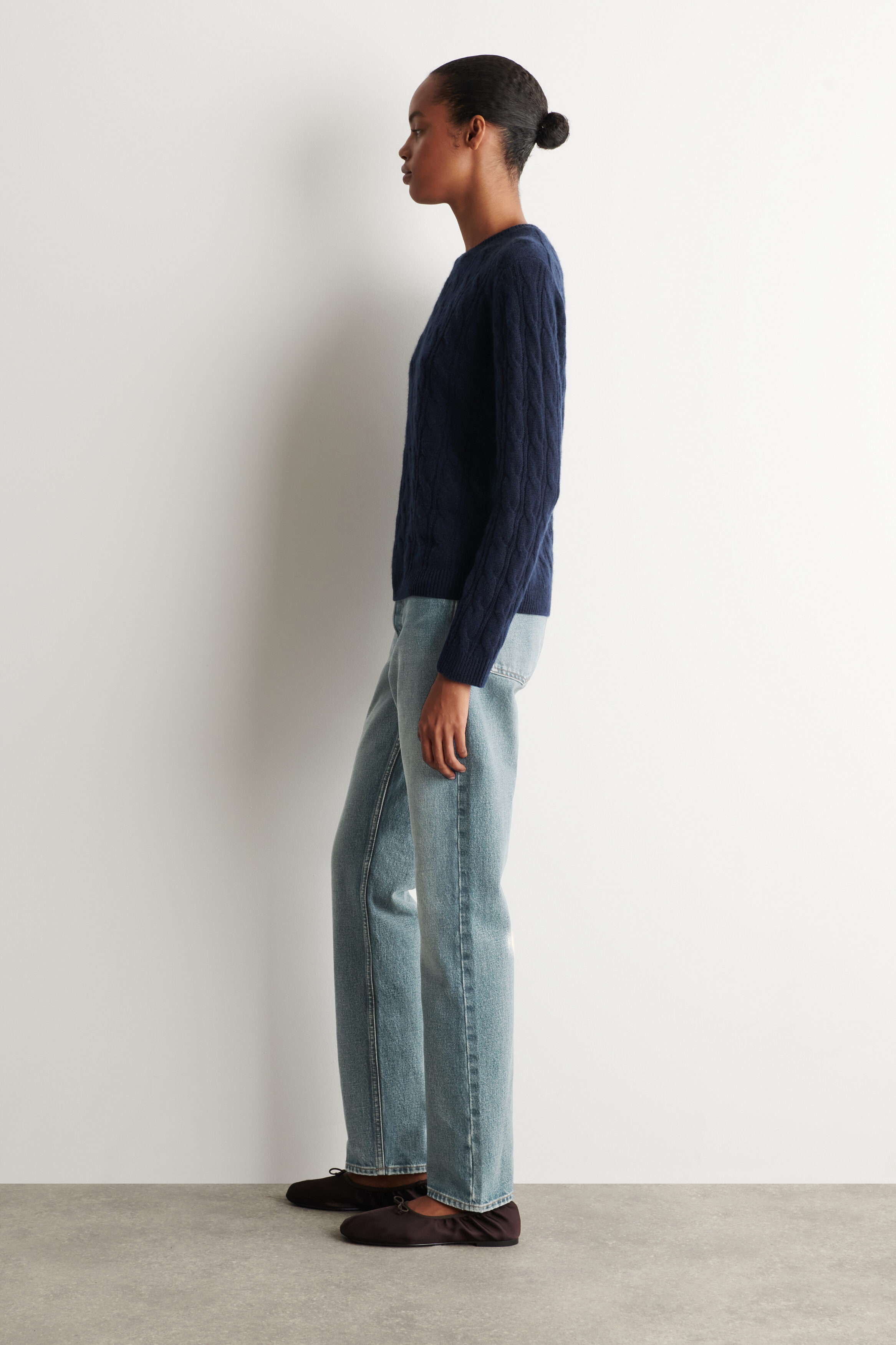 CABLE-KNIT CASHMERE SWEATER - thumbnail 9