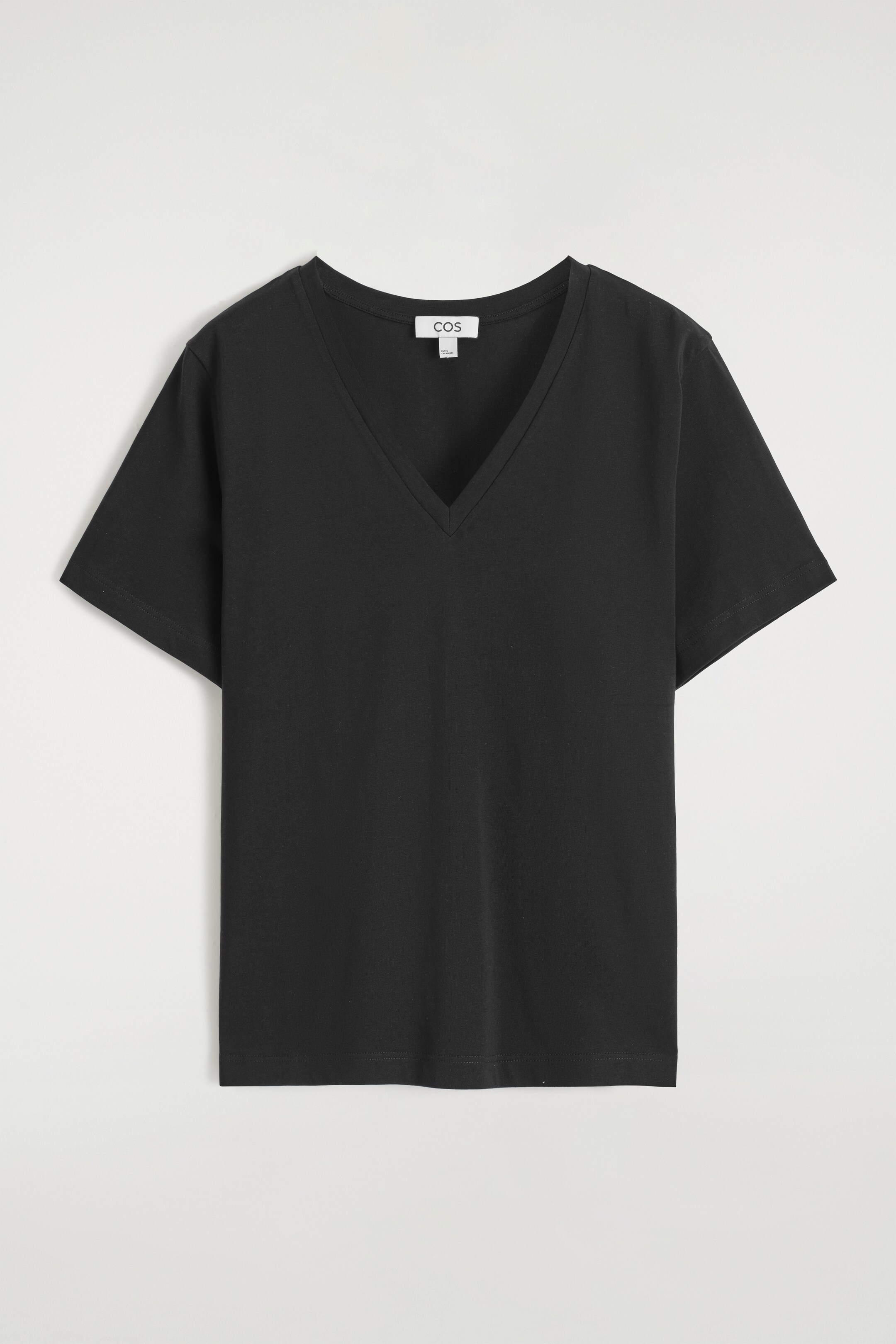 Größeres Bild ansehen: T-SHIRT AUS BAUMWOLLE MIT V-AUSSCHNITT - SCHWARZ - Ladies | H&M DE 3