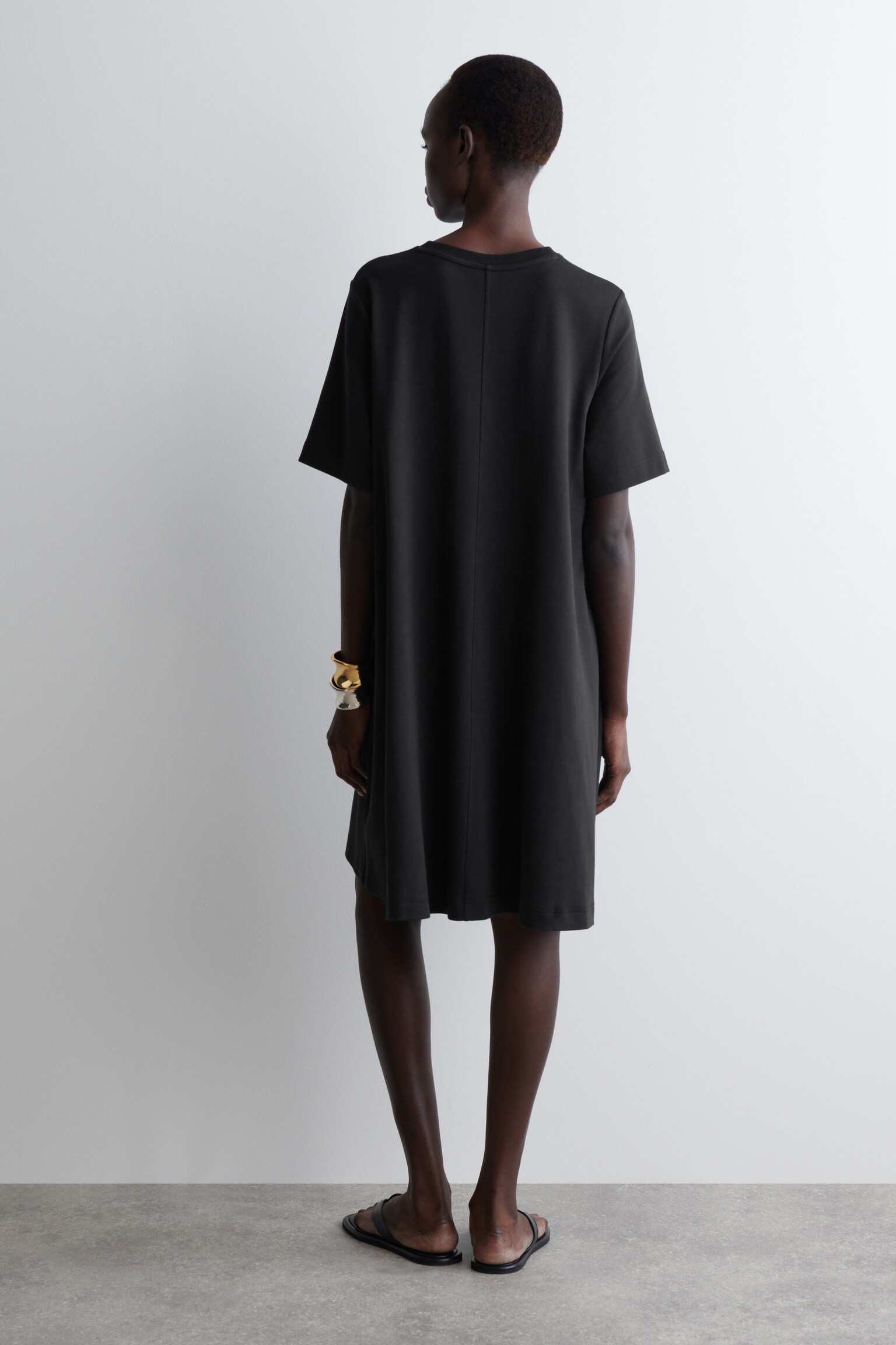 ROBE T-SHIRT TRAPÈZE COURTE - NOIR/BLANC/ROUGE - 5