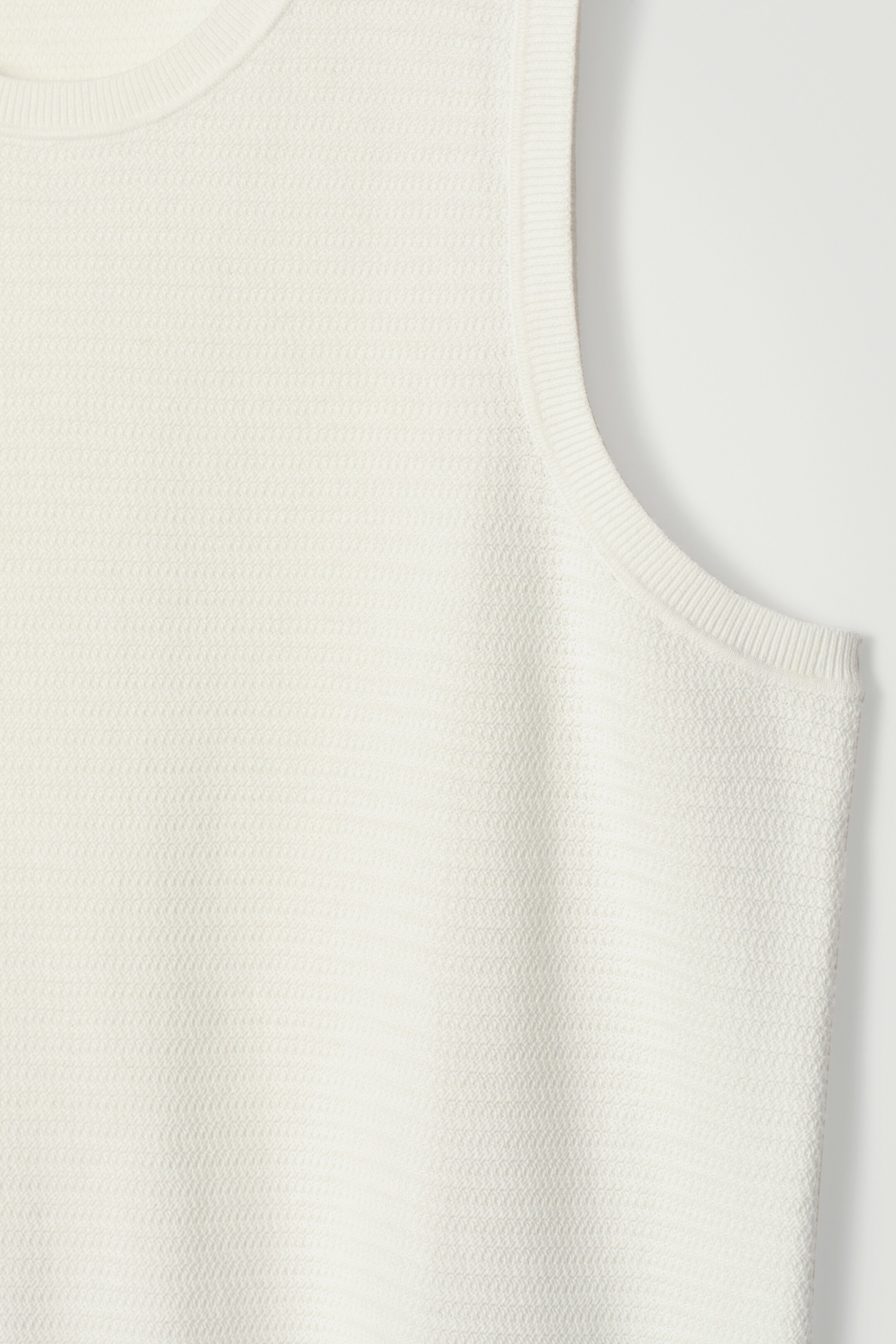 View larger image: TEXTURED KNITTED COTTON TANK TOP - OFF-WHITE - Men | H&M GB 7
