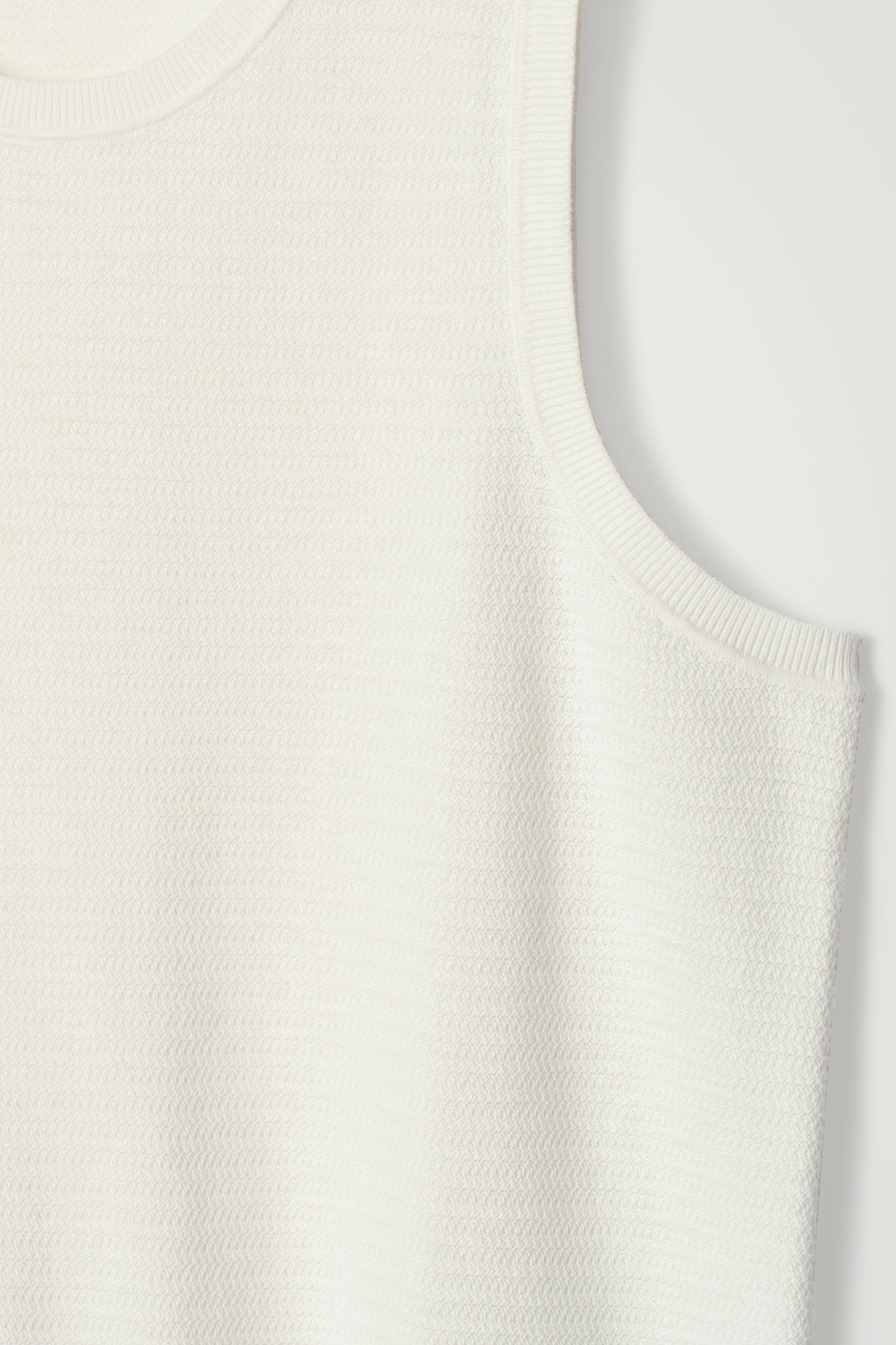 View larger image: TEXTURED KNITTED COTTON TANK TOP - OFF-WHITE - Men | H&M GB 7