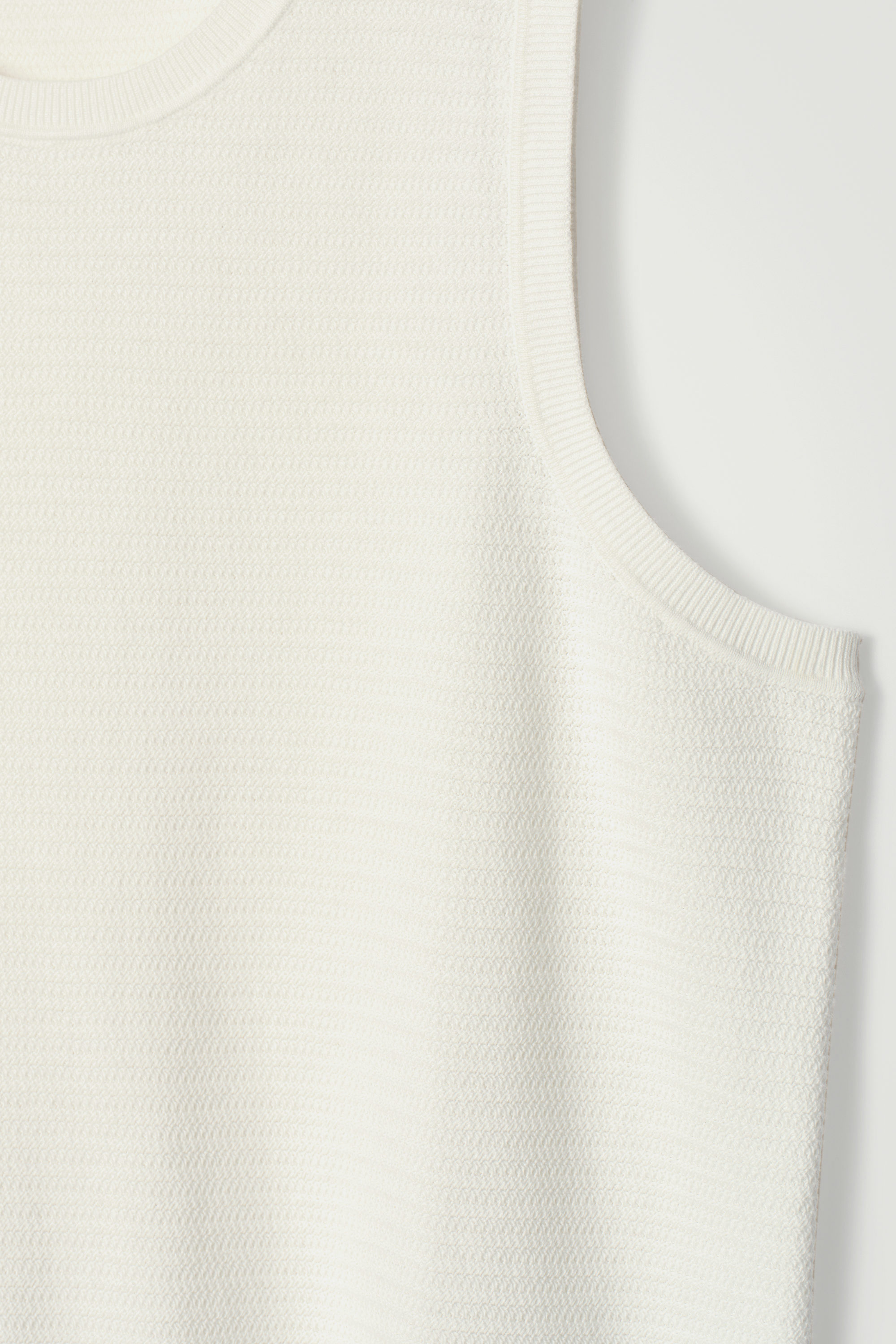 タンクトップ argue  CIFFON COTTON OFF TANK/SKIN Port & Co Core Cotton Tank Top | Product | Port & Company